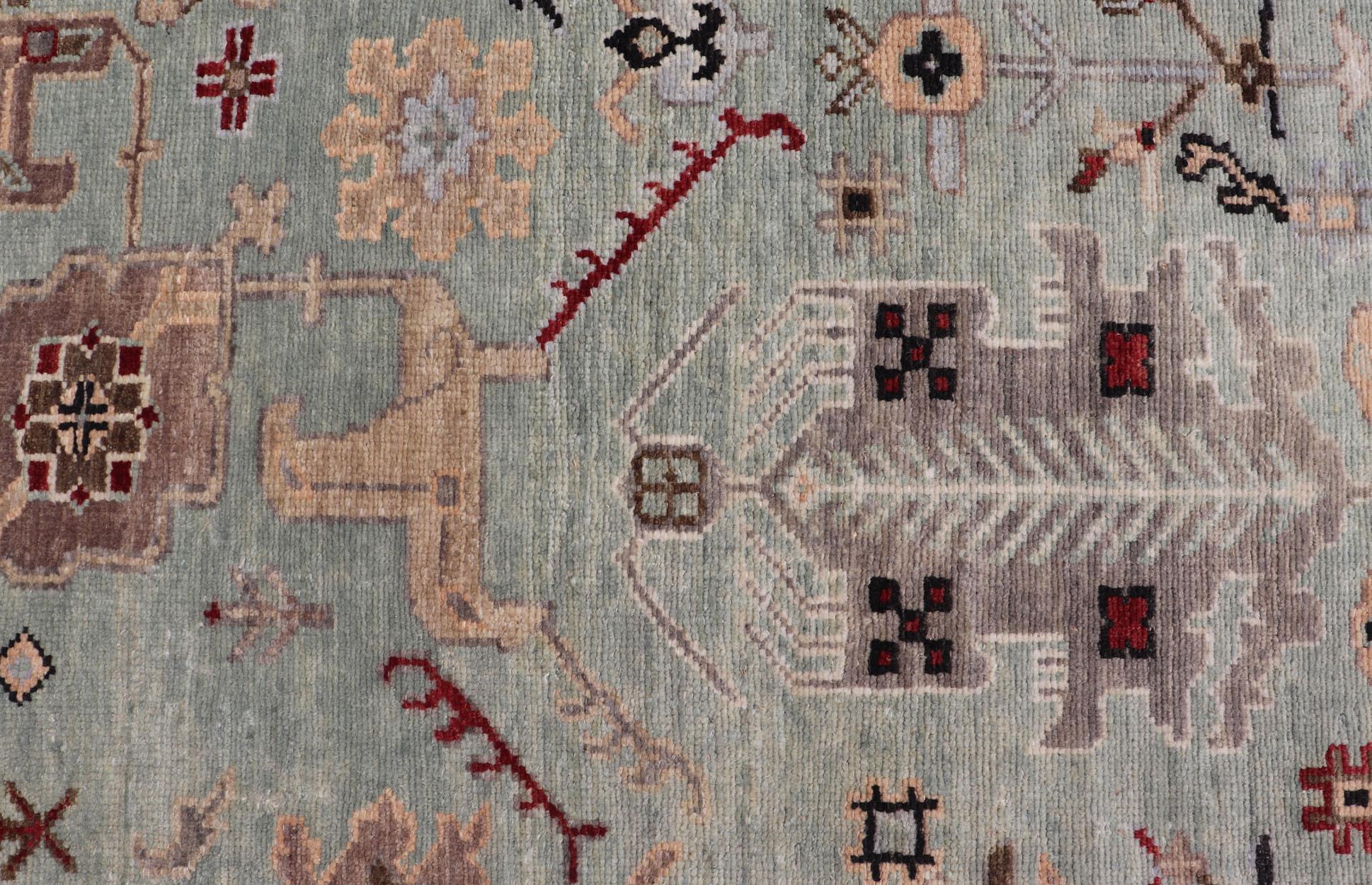 Tapis indien Oushak noué à la main en turquoise, crème et rouge 9'11 x 13'6 Excellent état - En vente à Atlanta, GA