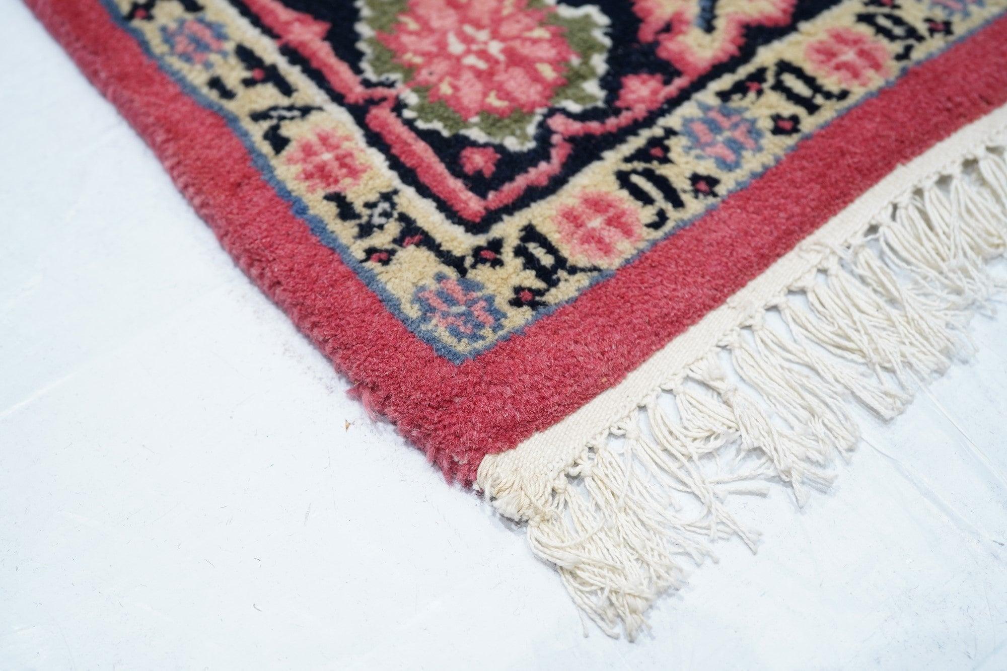 Indischer Heriz-Teppich 3'11'' x 5'11'' im Zustand „Hervorragend“ im Angebot in New York, NY