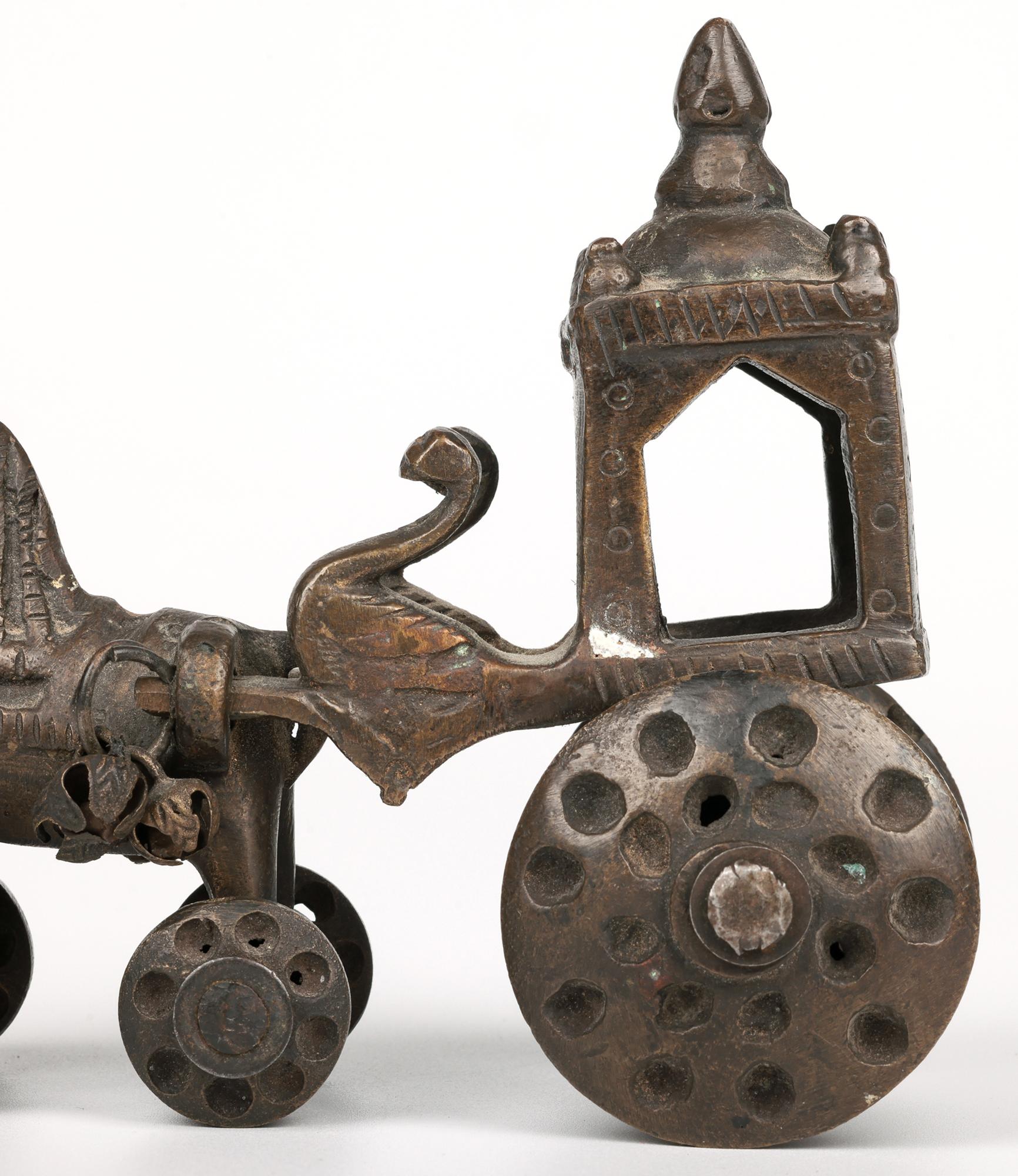 Indian Hindhu Bronze Horse Drawn Chariot on Wheels Temple Toy For Sale 13