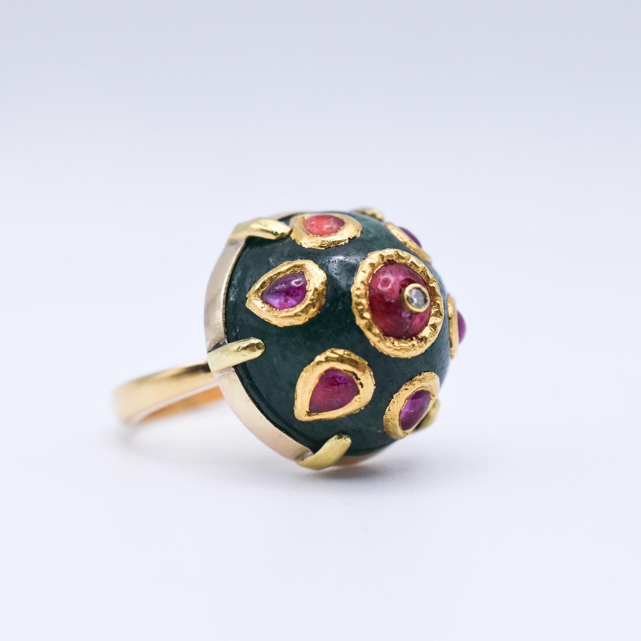 Mixed Cut Indian Jade and Ruby Dome Ring in 18k Yellow Gold For Sale