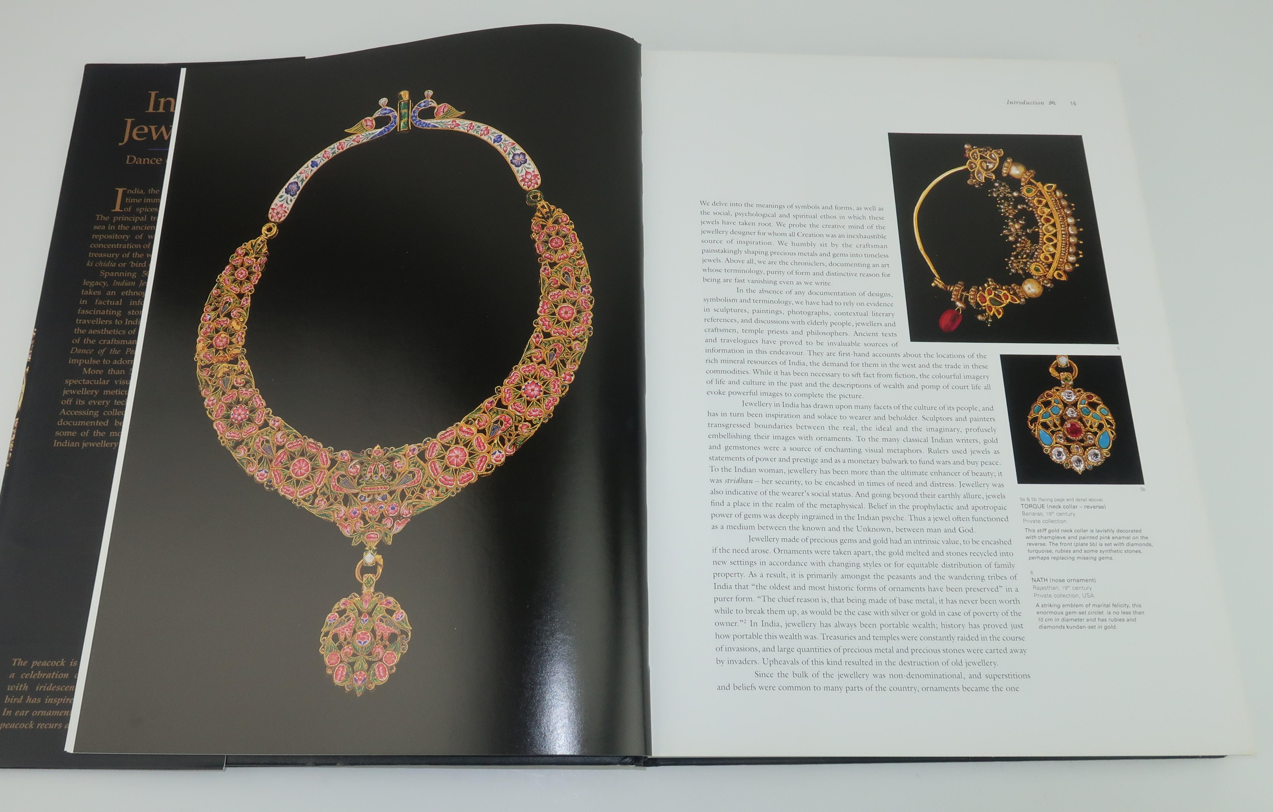 Indischer Schmuck Tanz des Pfaus Coffee Table Book für Damen oder Herren