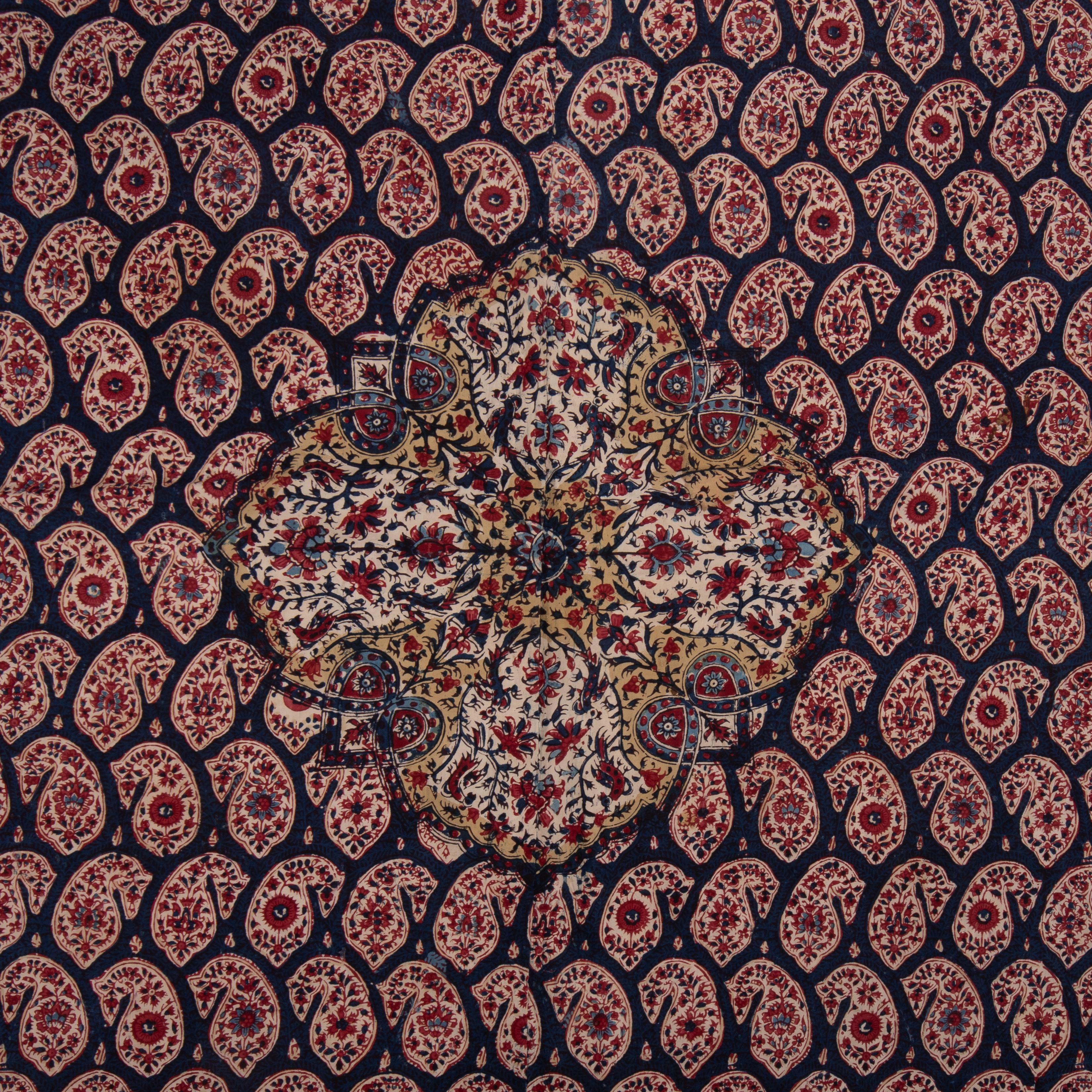 Panel de Kalamkari indio, finales del siglo XIX en venta 3