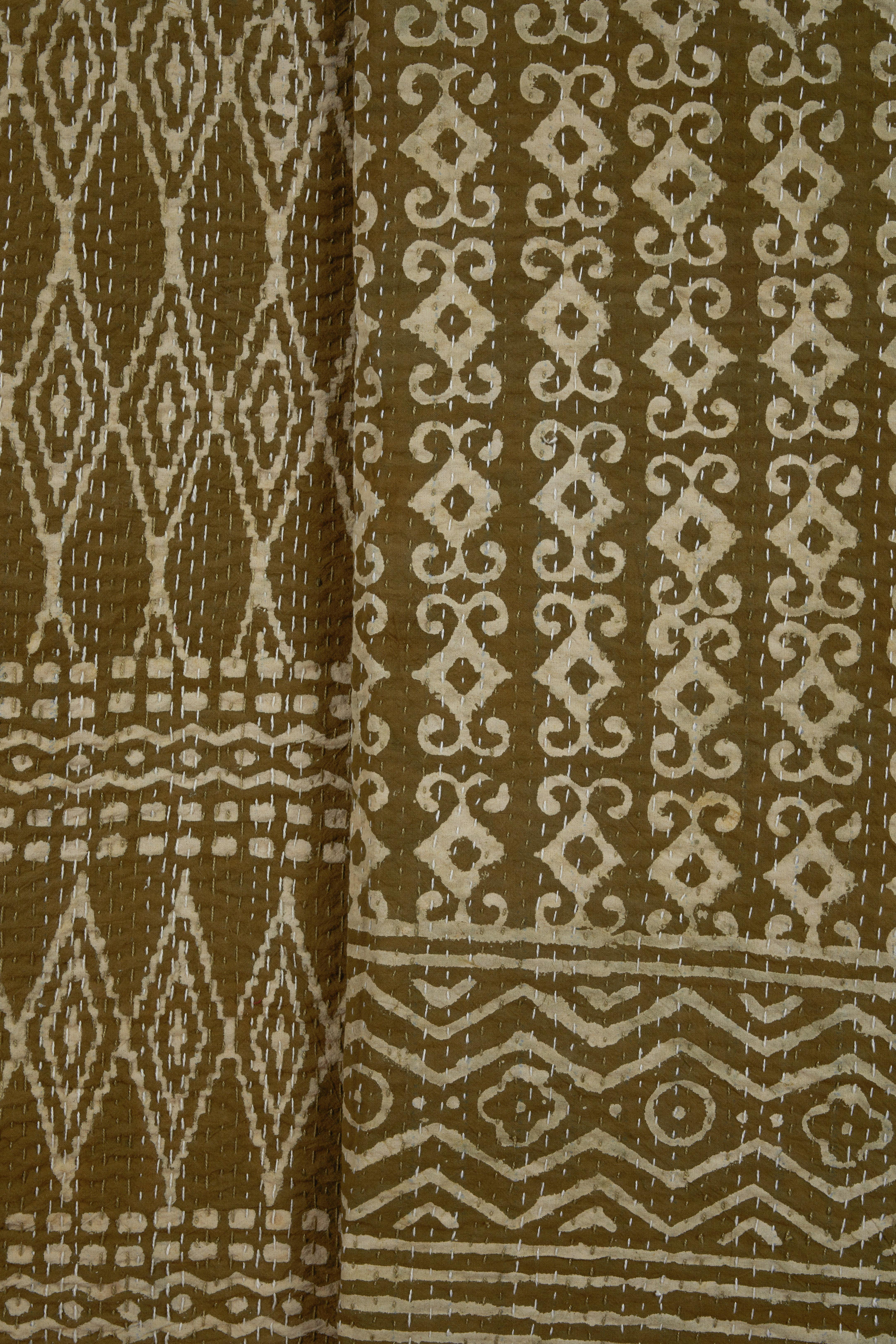 Indian Kantha Quilt In New Condition For Sale In Los Angeles, CA