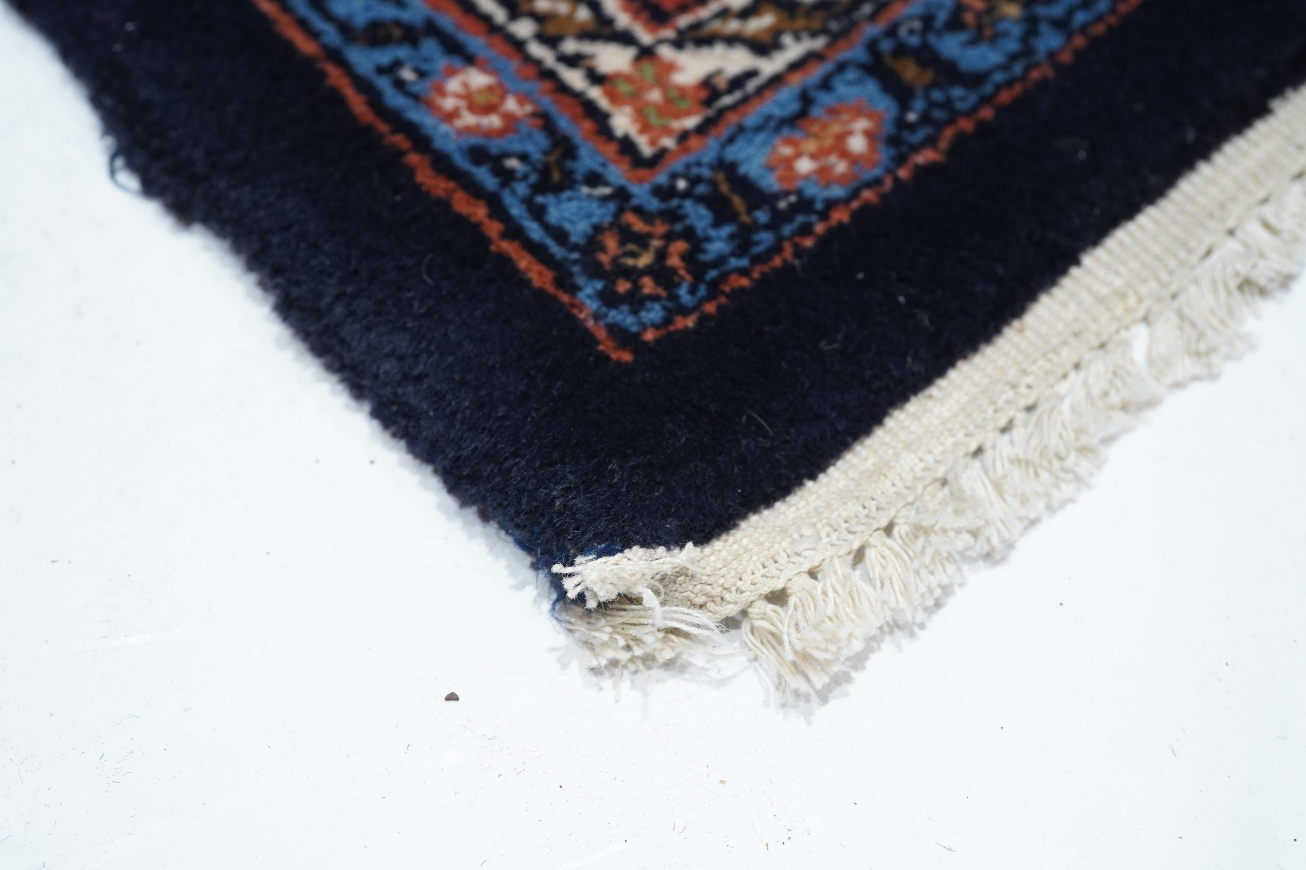 Indian Kashan Rug 6'4'' x 9'10'' In New Condition For Sale In New York, NY