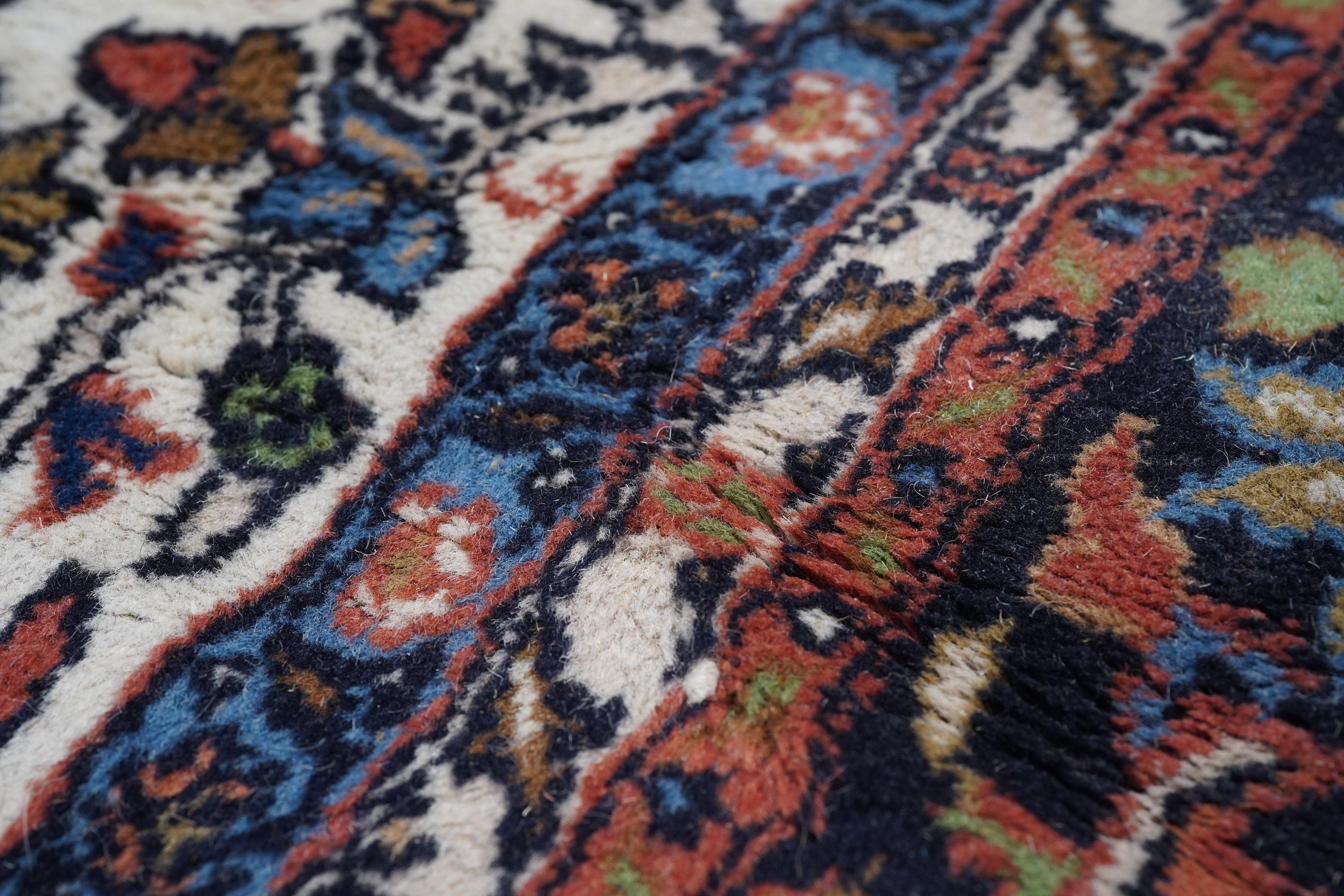 Indian Kashan Rug 6'4'' x 9'10'' For Sale 2