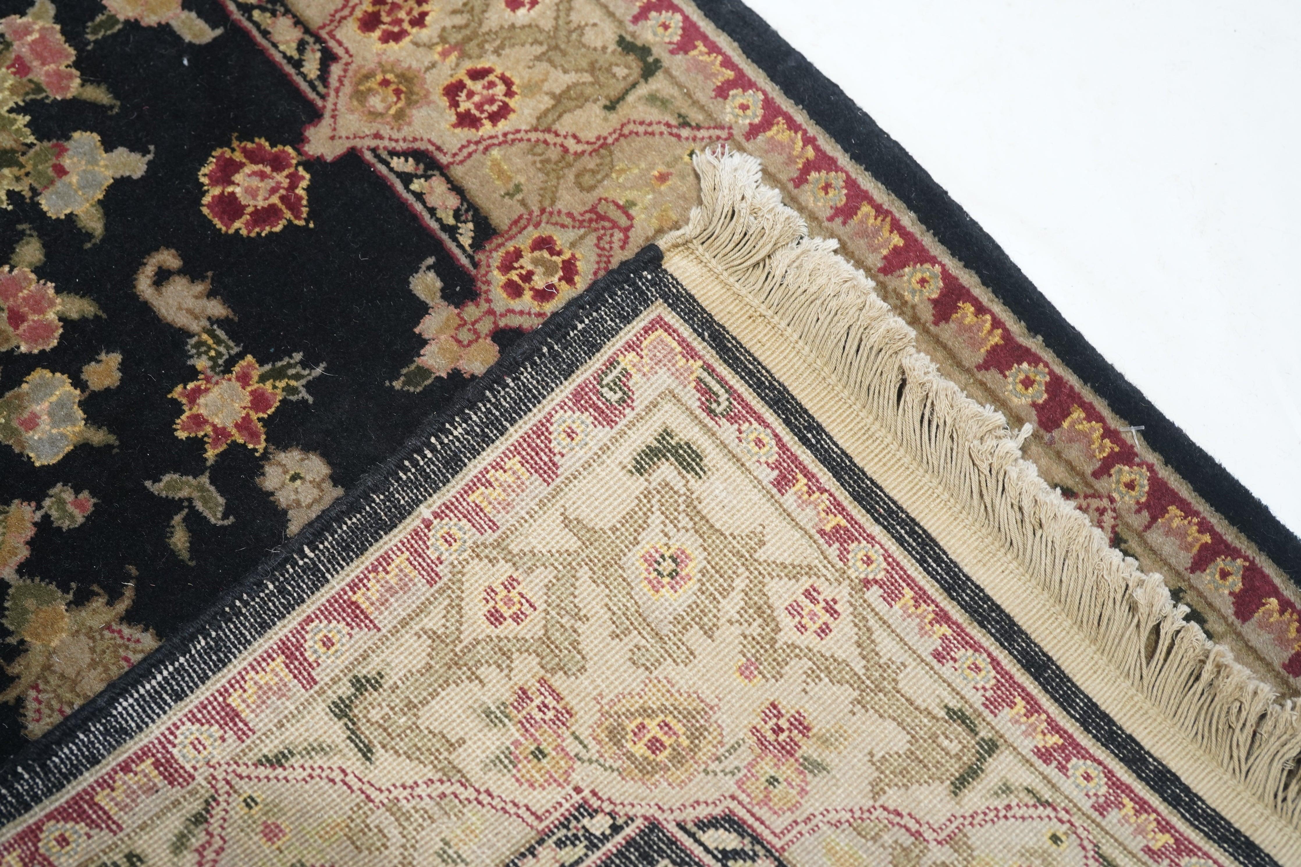 Runner indiano Kashan 2'3'' x 10'0'' in vendita 4