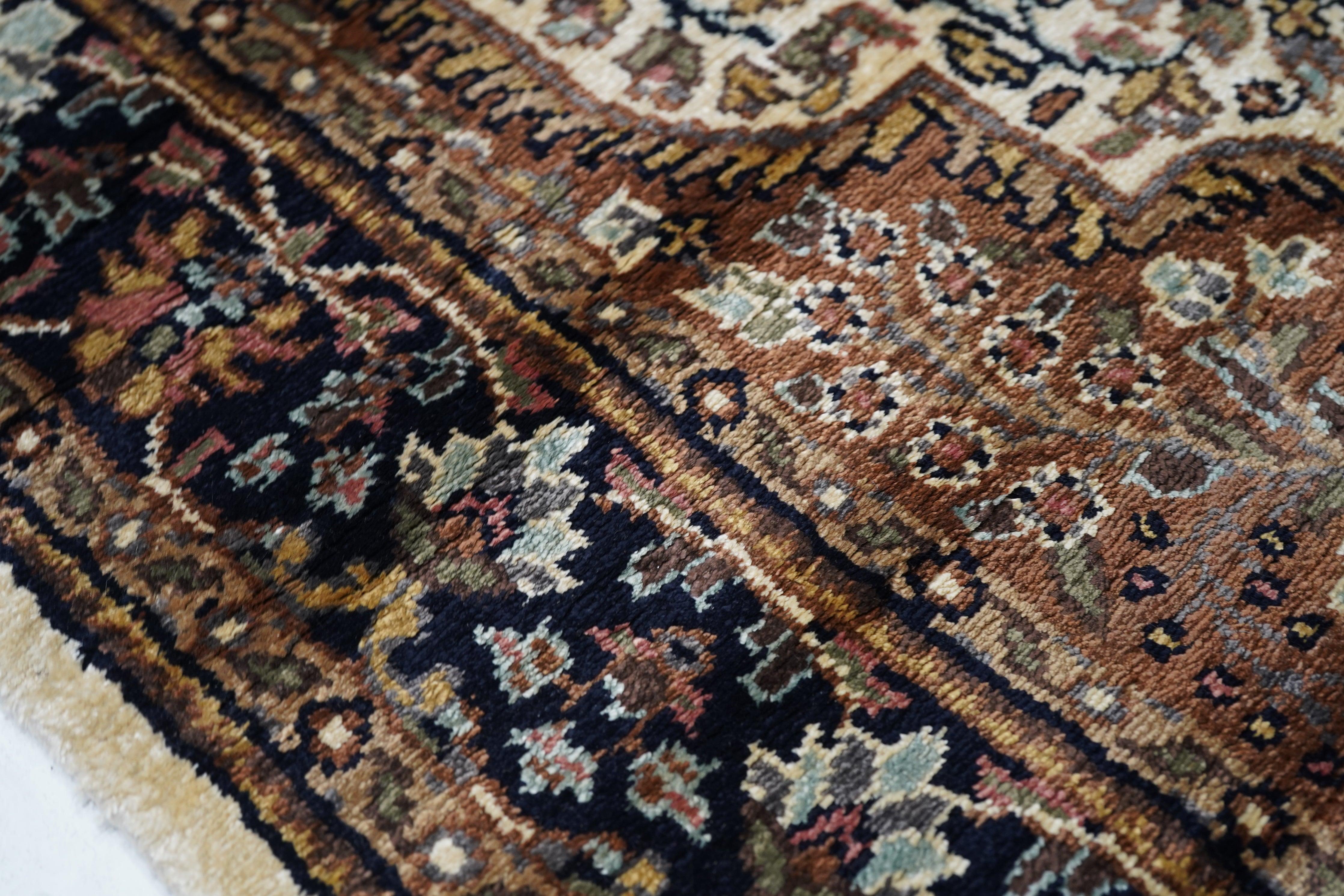 Indian Kashmir Runner 2'5'' x 8'3'' In New Condition For Sale In New York, NY