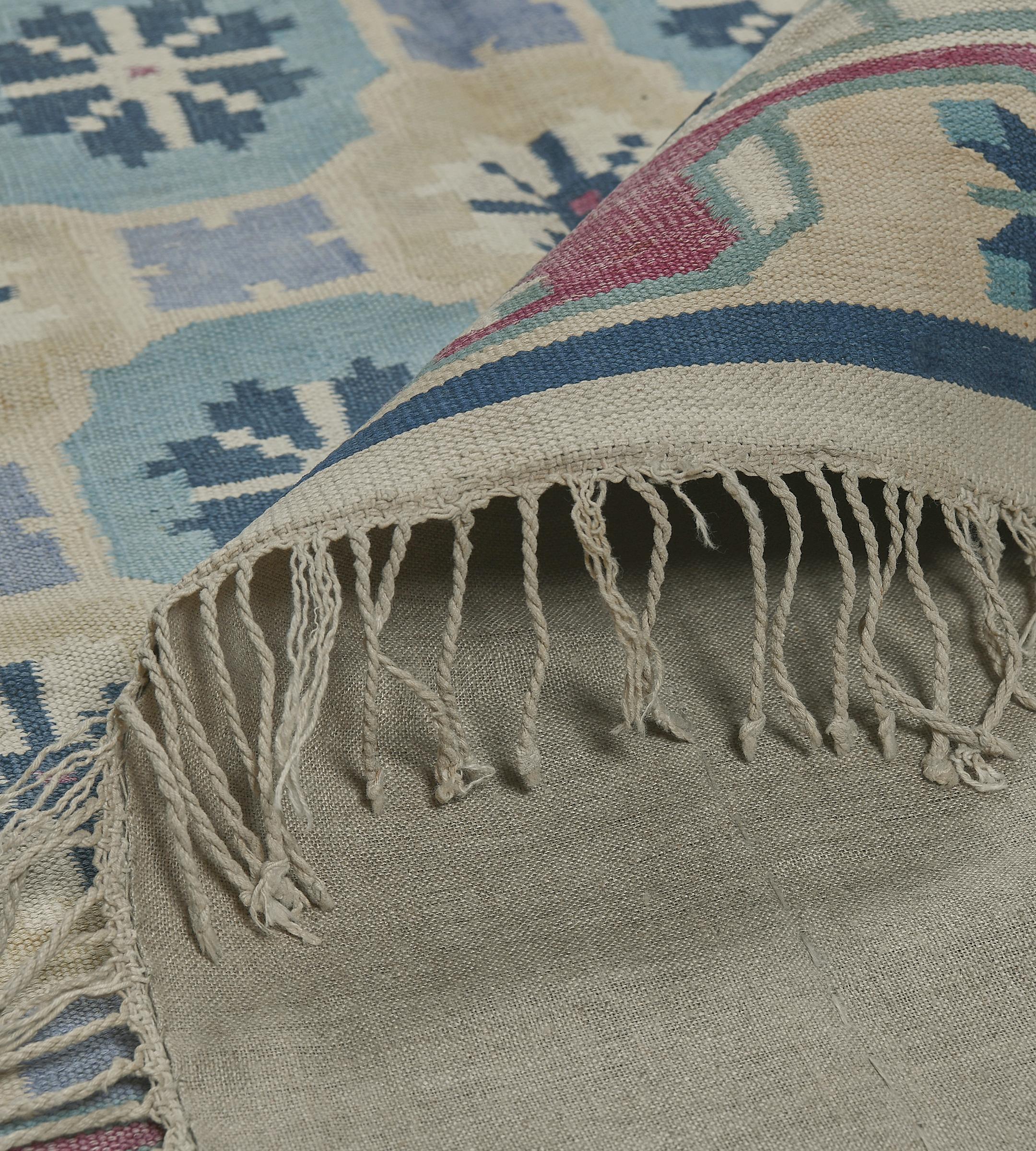 Indian Mid-20th Century Dhurrie Rug For Sale 6