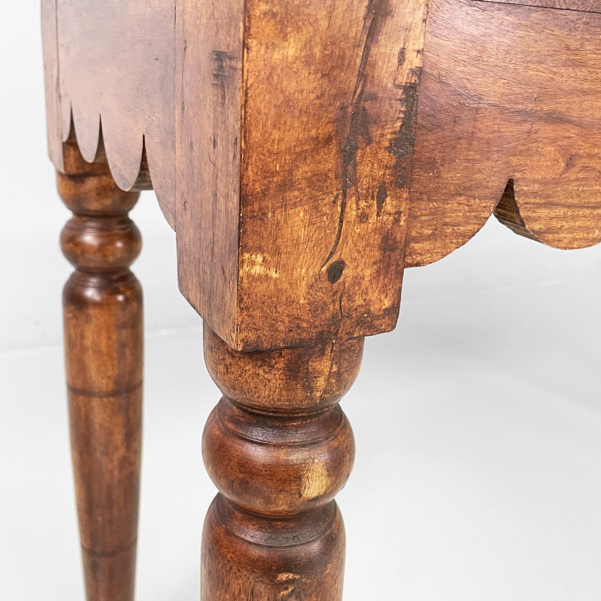 Indian mid-century modern console with drawer in wood, 1970s For Sale 9