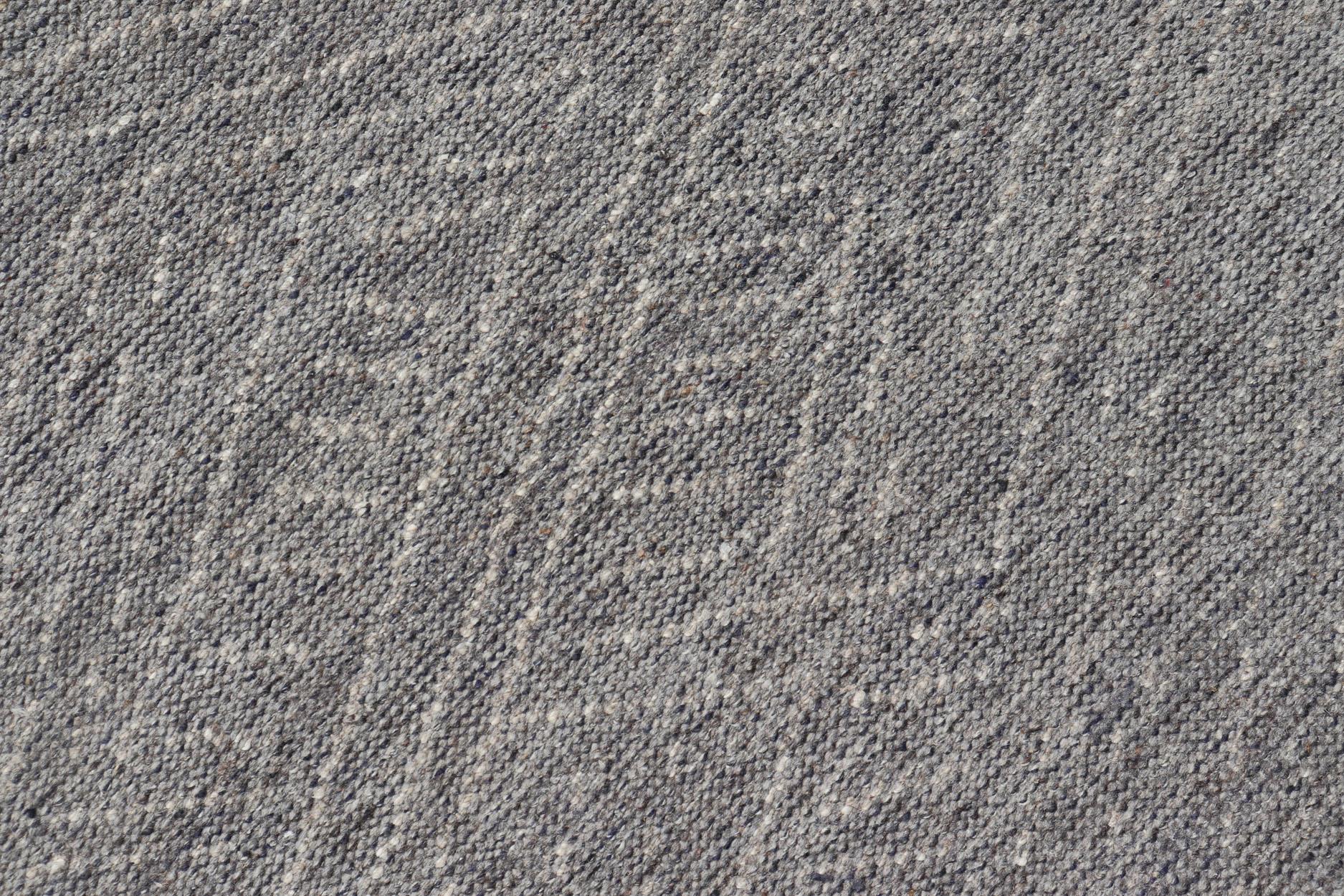 Indischer moderner grau-blauer Teppich mit minimalistischem Crosshatch-Design, indischer Stil im Angebot 4