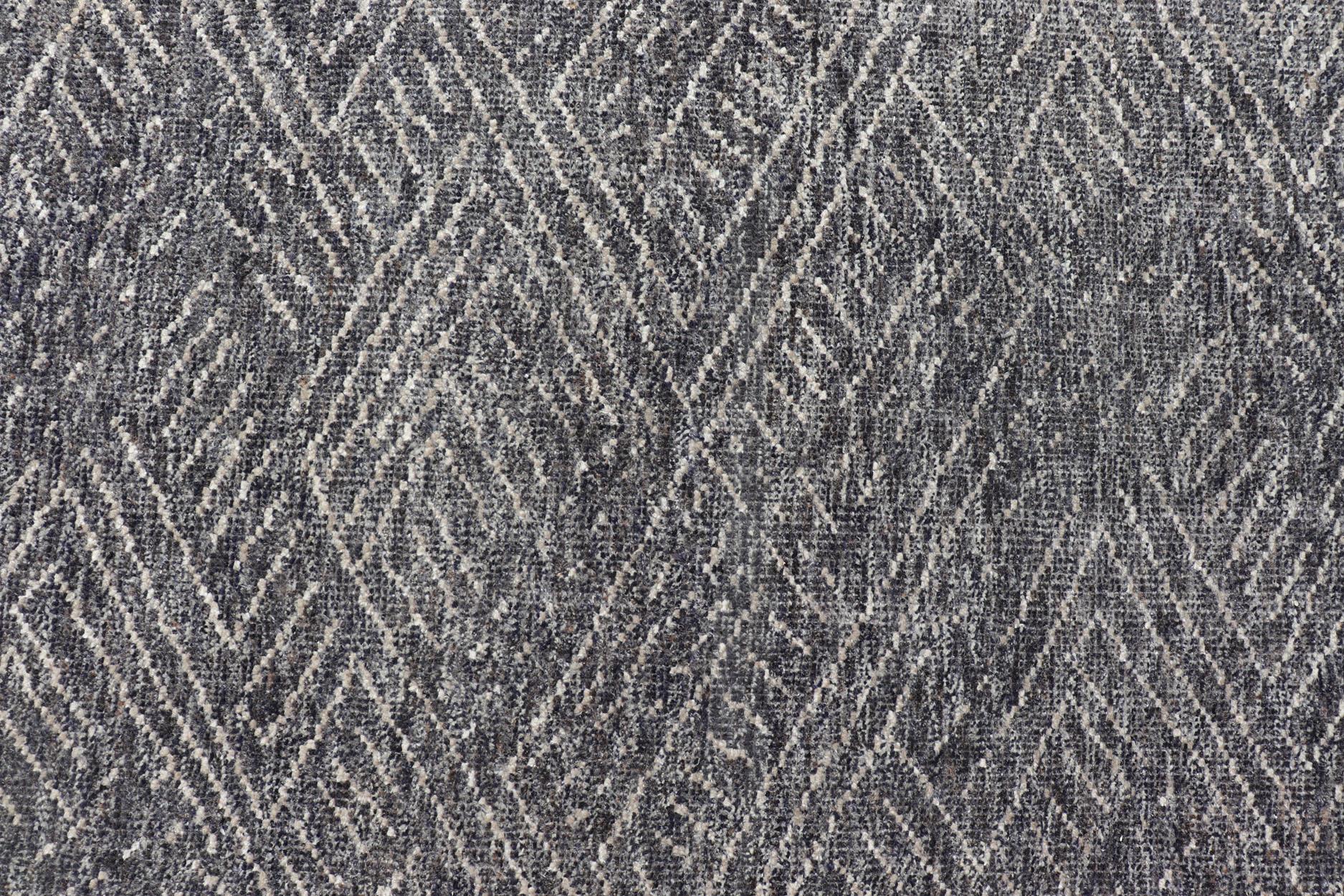 Indischer moderner grau-blauer Teppich mit minimalistischem Crosshatch-Design, indischer Stil im Angebot 2