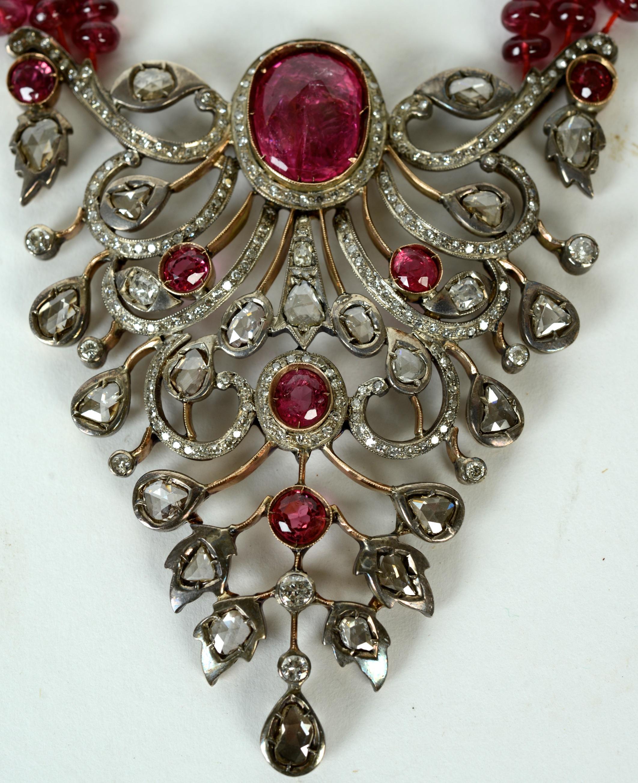 Indian Mogul Style Gold Open-Worked Pendant Set with Diamonds and Rubies For Sale 2