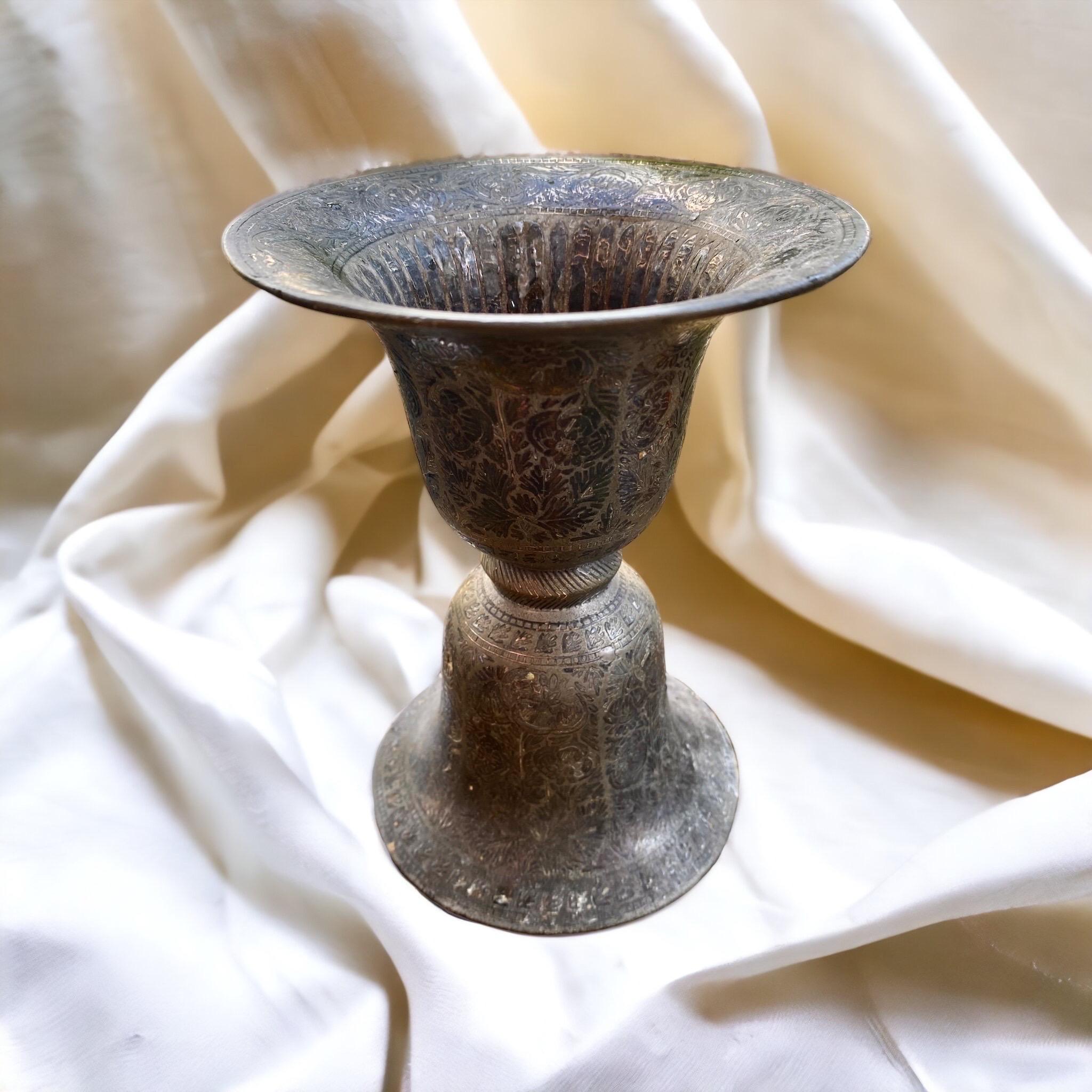 Silver Plate Indian Mughal Silver Inlaid Bidri Spittoon For Sale