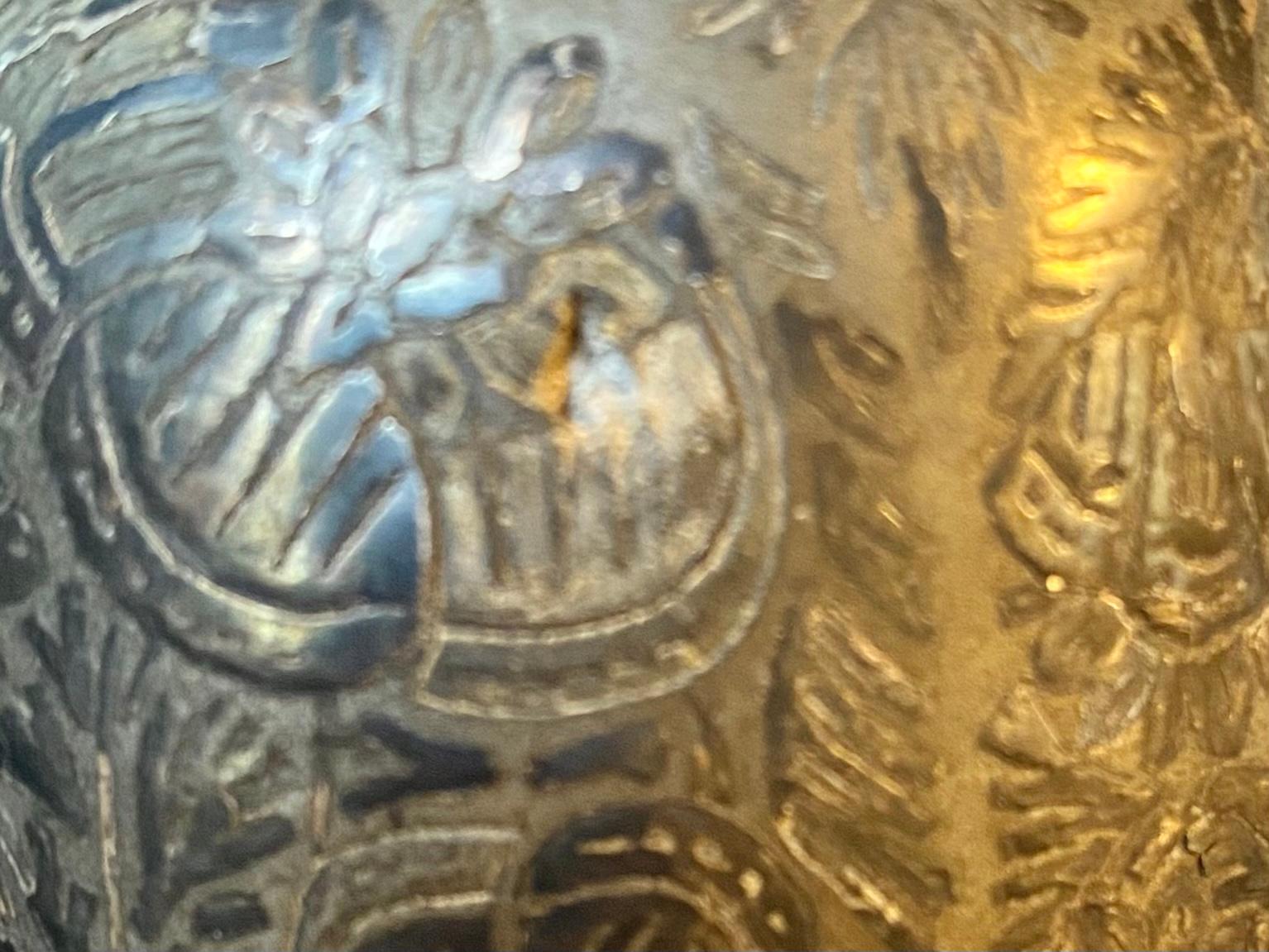 Indian Mughal Silver Inlaid Bidri Spittoon For Sale 2