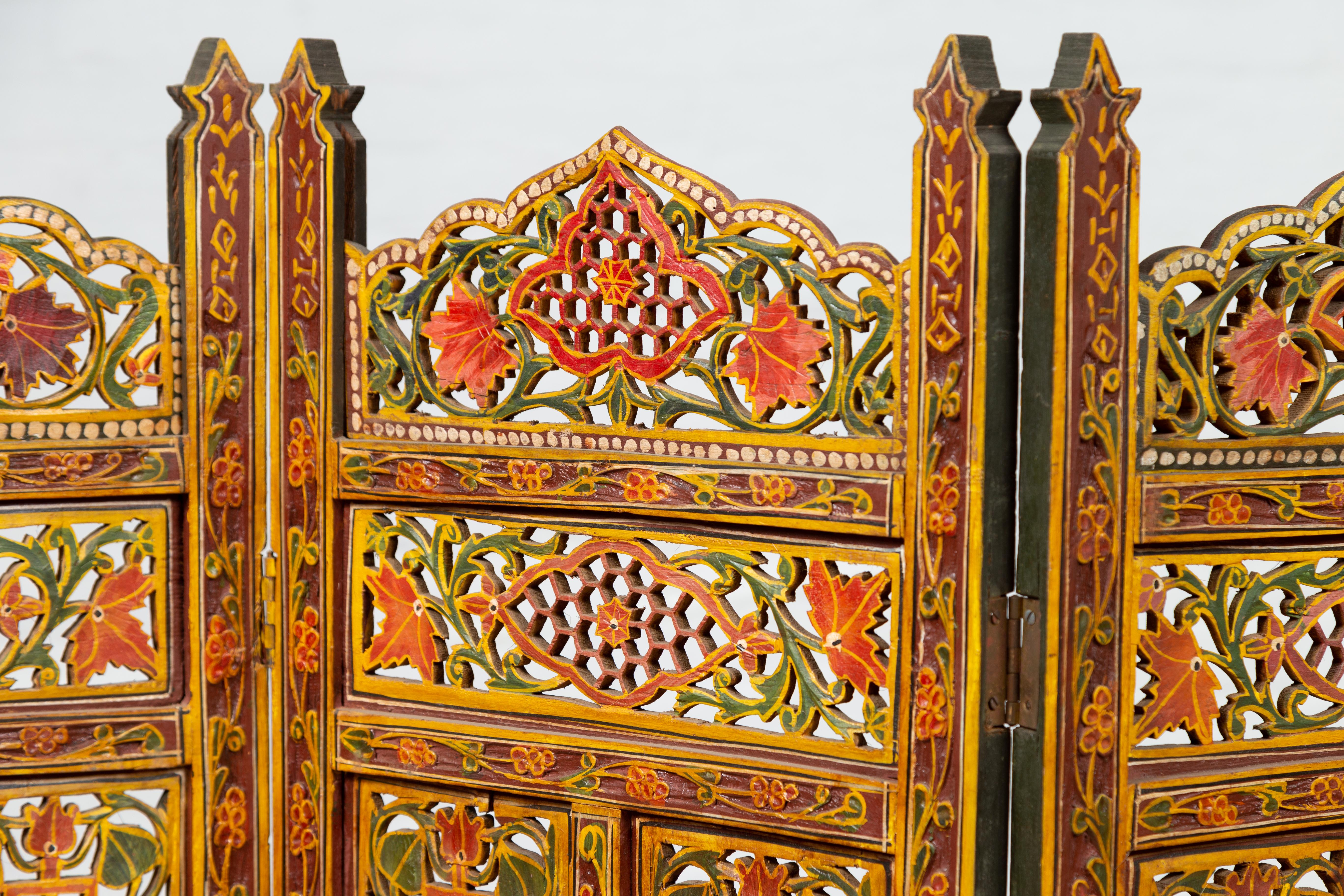 indian wooden screen