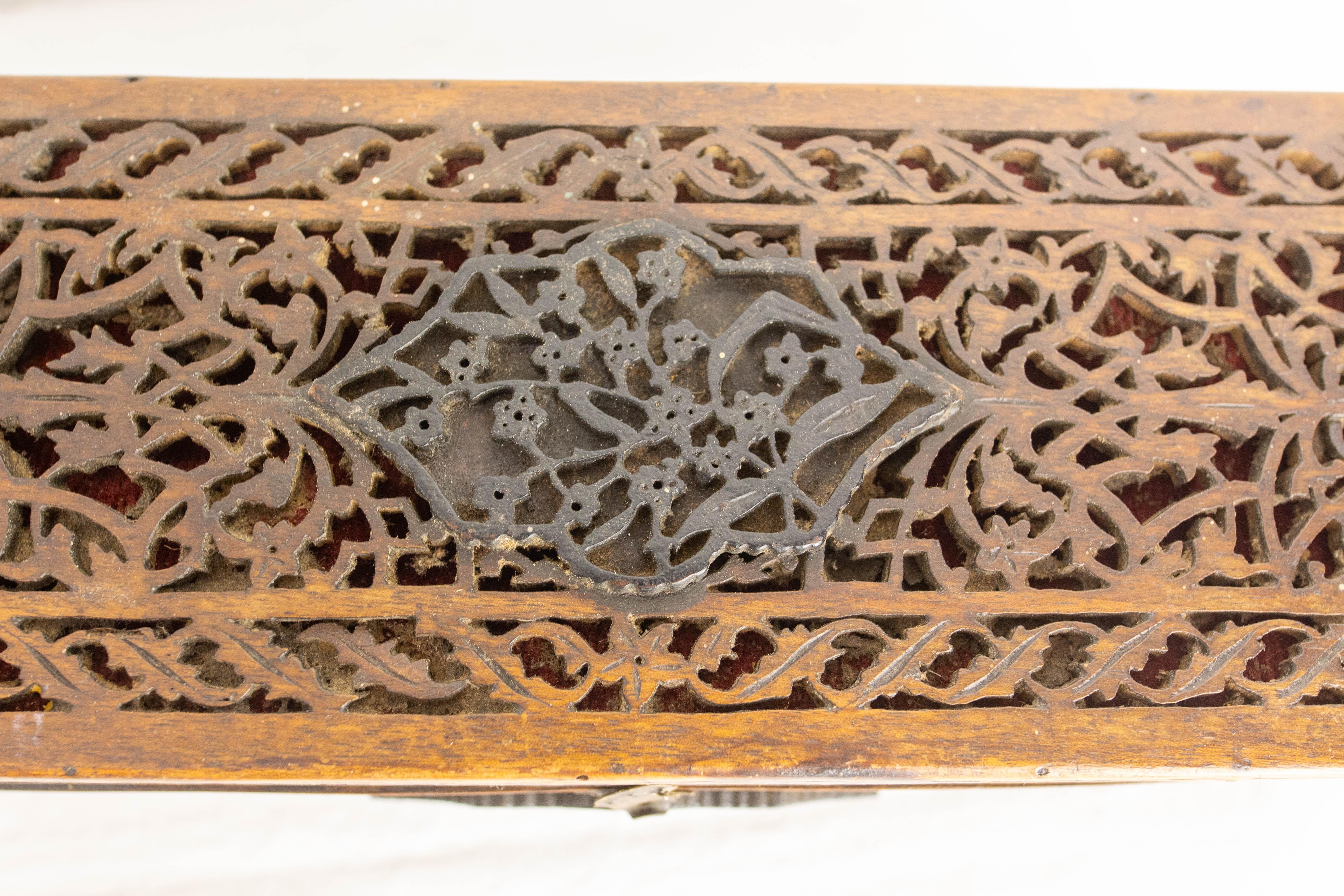 Indian Openwork Teak Box, Late 19th Century For Sale 8