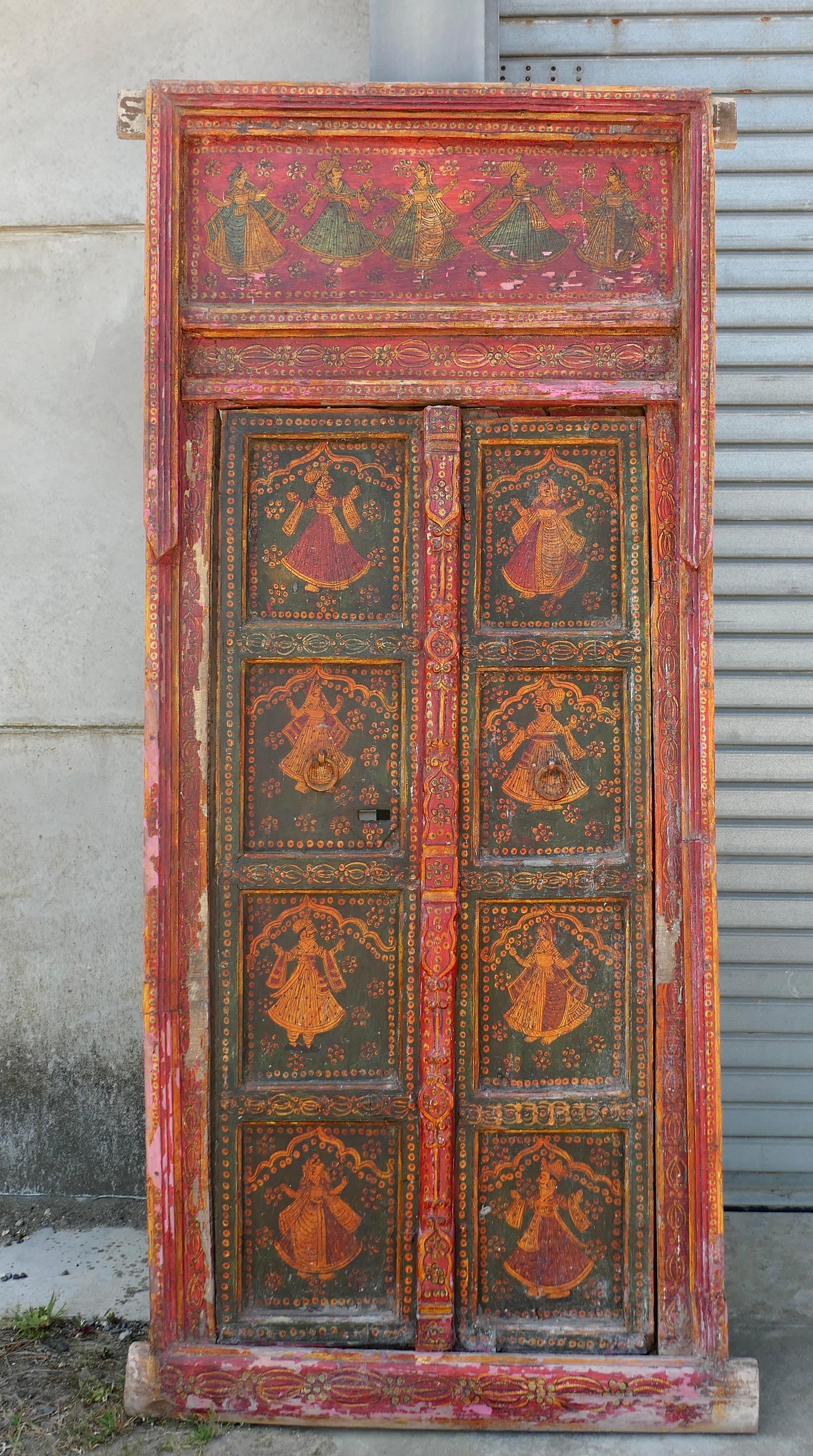 Orme Portes indiennes peintes dans leur cadre d'origine, art mural en vente