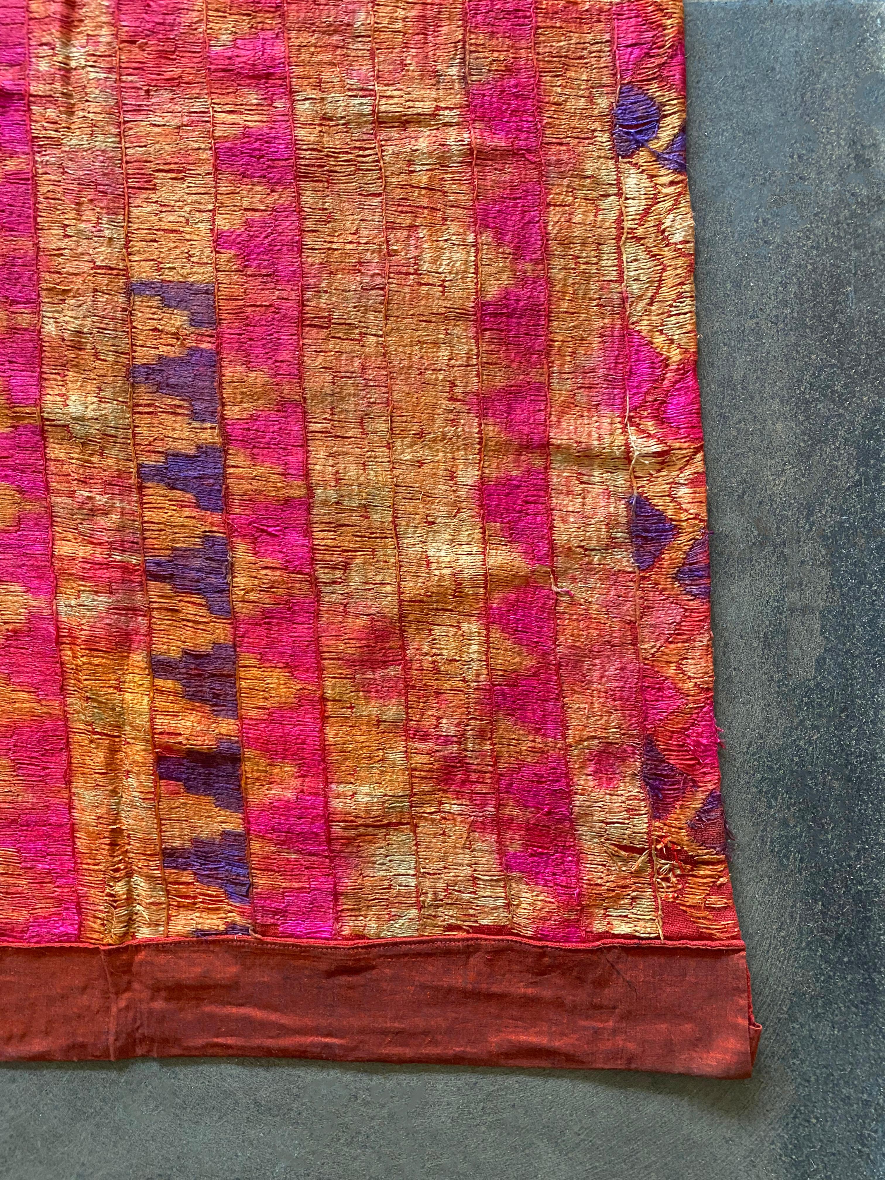 Indian Phulkari Wedding Textile, Silk & Cotton Embroidery, Punjab, 1900s In Fair Condition For Sale In Jimbaran, Bali