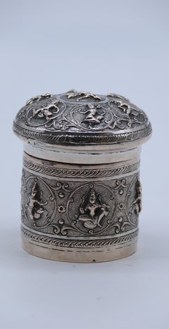 Indian Raj period silver repousse decorated lidded container, circa 1900