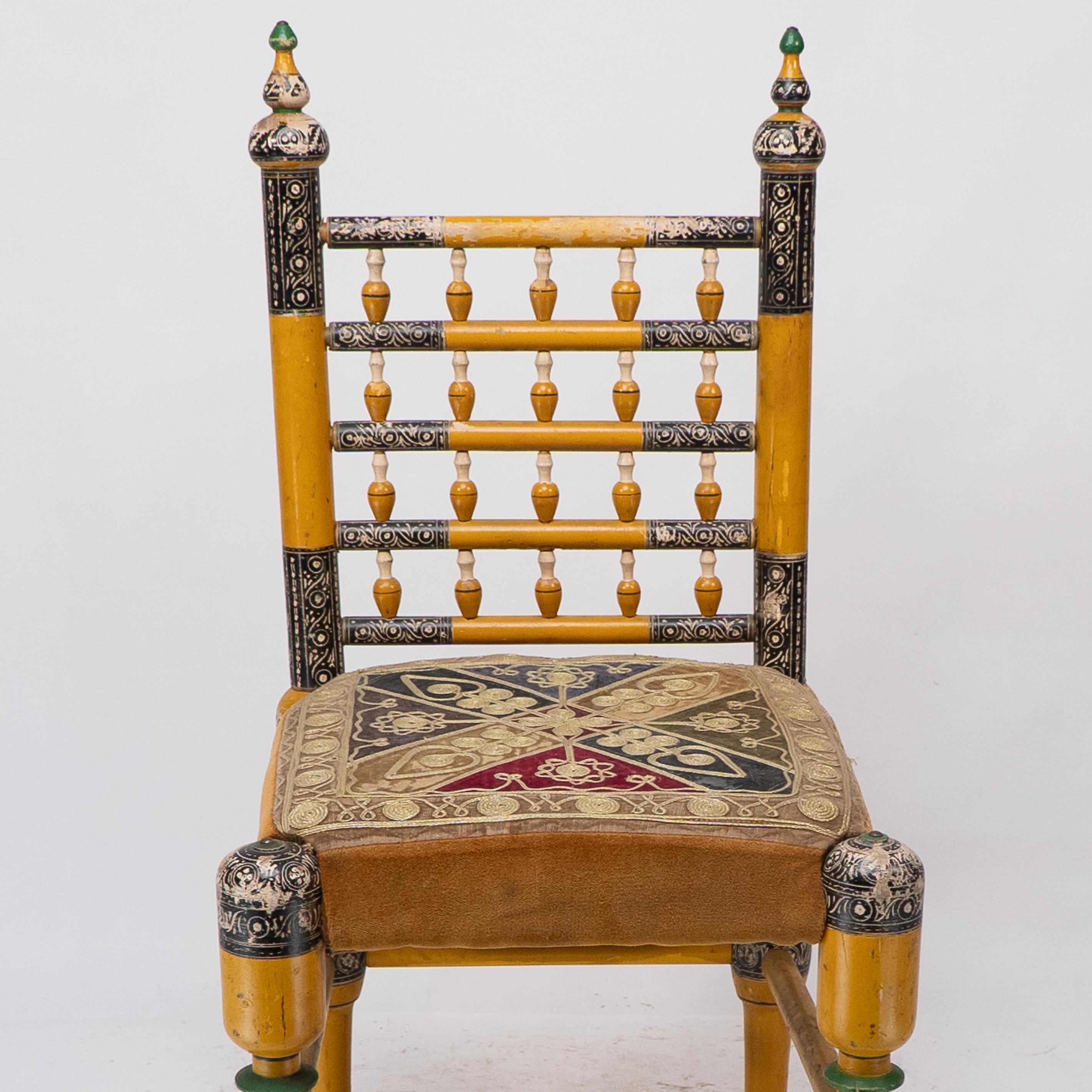 Indian Rajasthani A pair of polychrome painted chairs with gilt chord embroidery For Sale 1