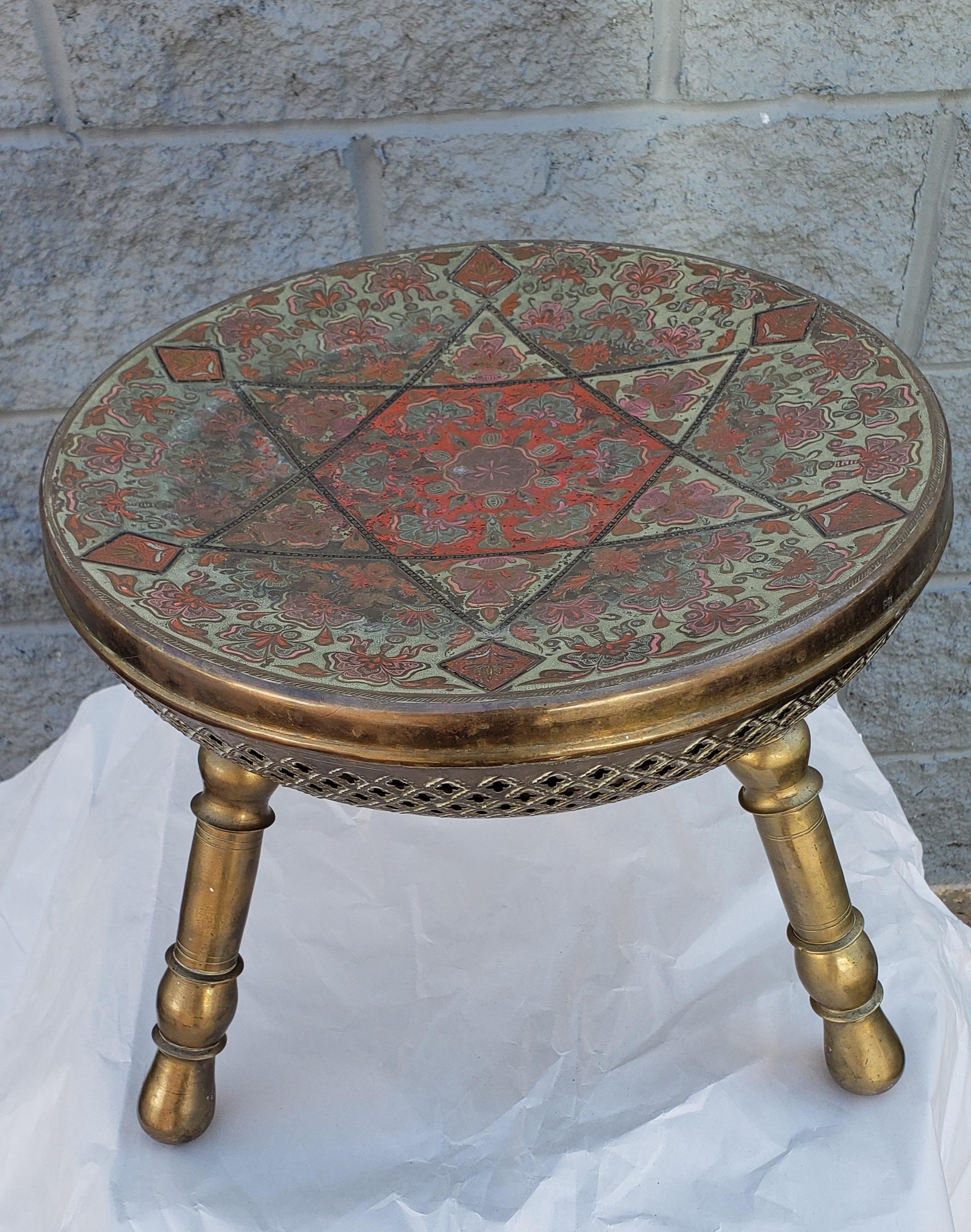 Indian Repoussé & Engraved Brass Bowl / Planter on Engraved Brass Stand / Stool For Sale 7