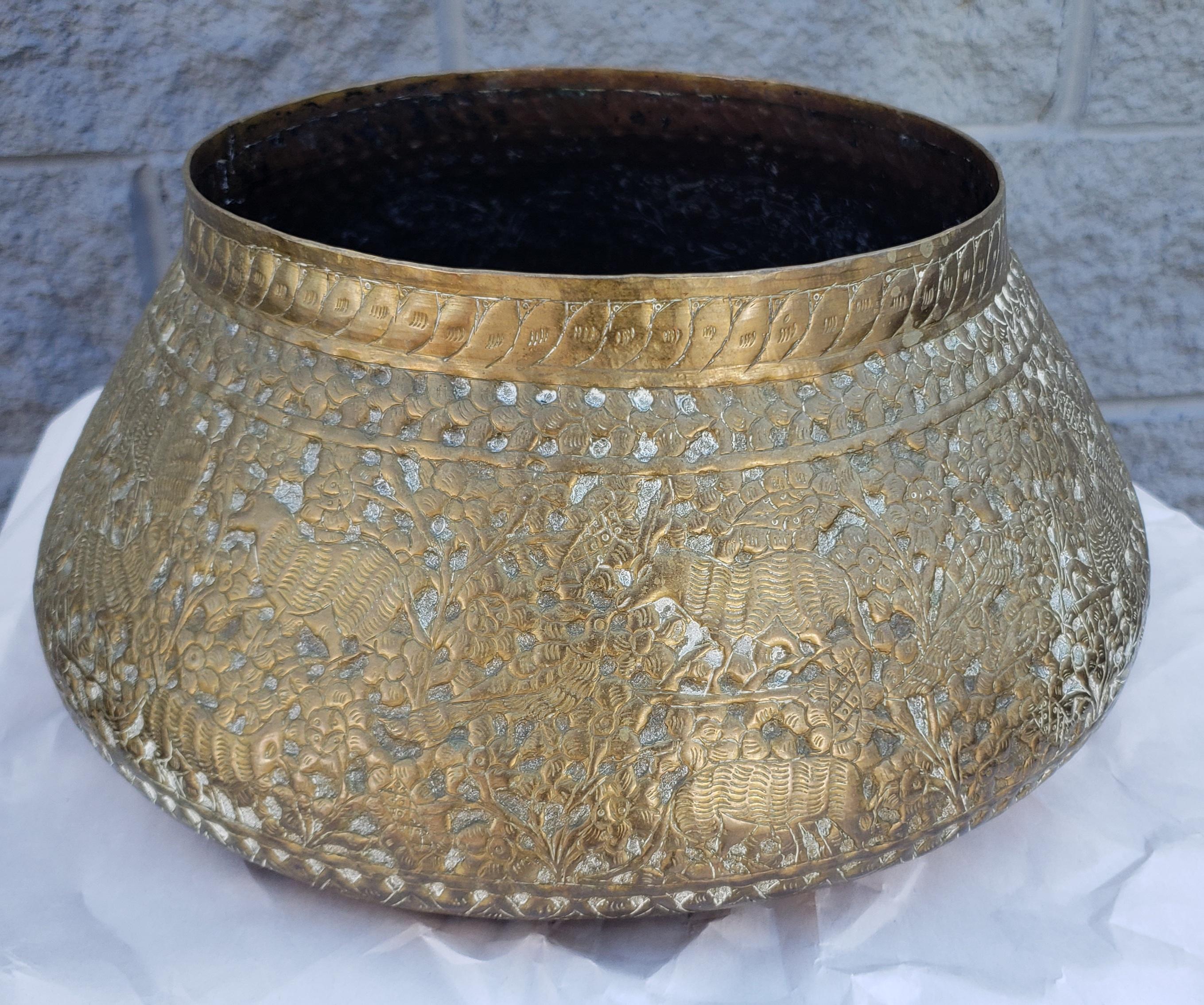 Indian Repoussé & Engraved Brass Bowl / Planter on Engraved Brass Stand / Stool For Sale 1