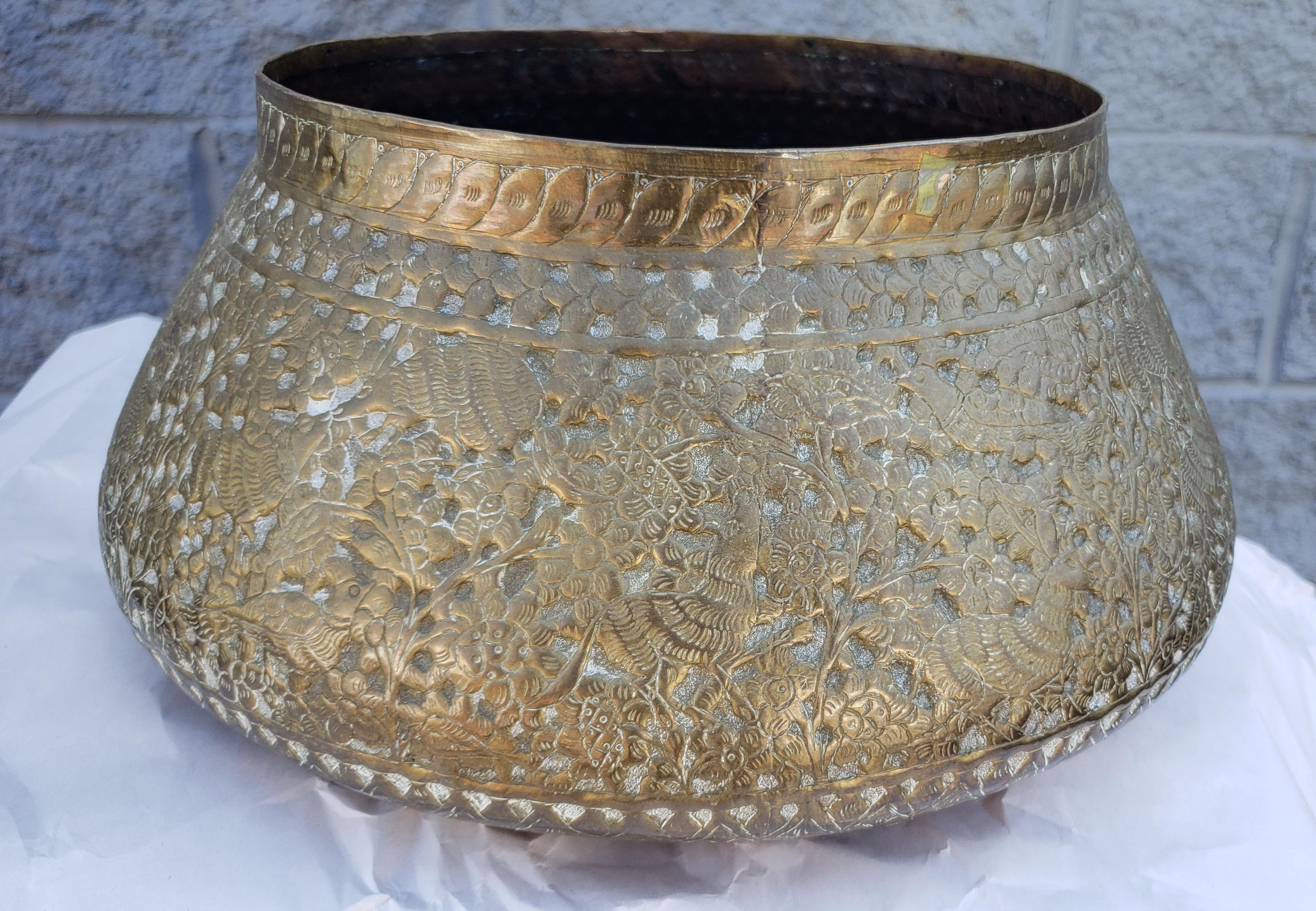 Indian Repoussé & Engraved Brass Bowl / Planter on Engraved Brass Stand / Stool For Sale 3