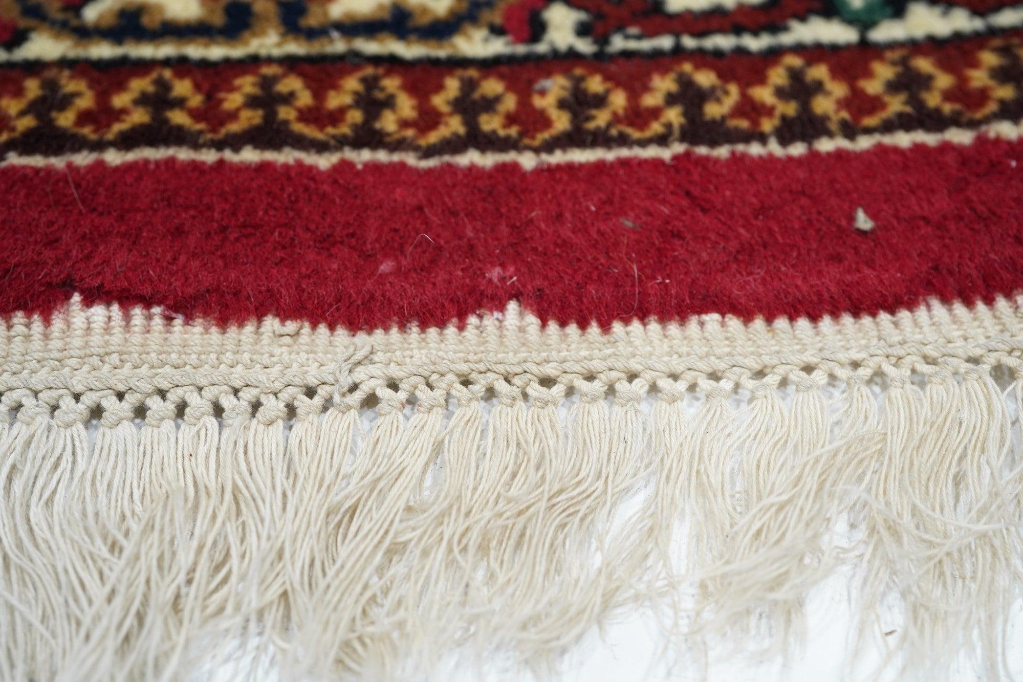 Contemporary Indian Rug 2'11'' x 5'3'' For Sale