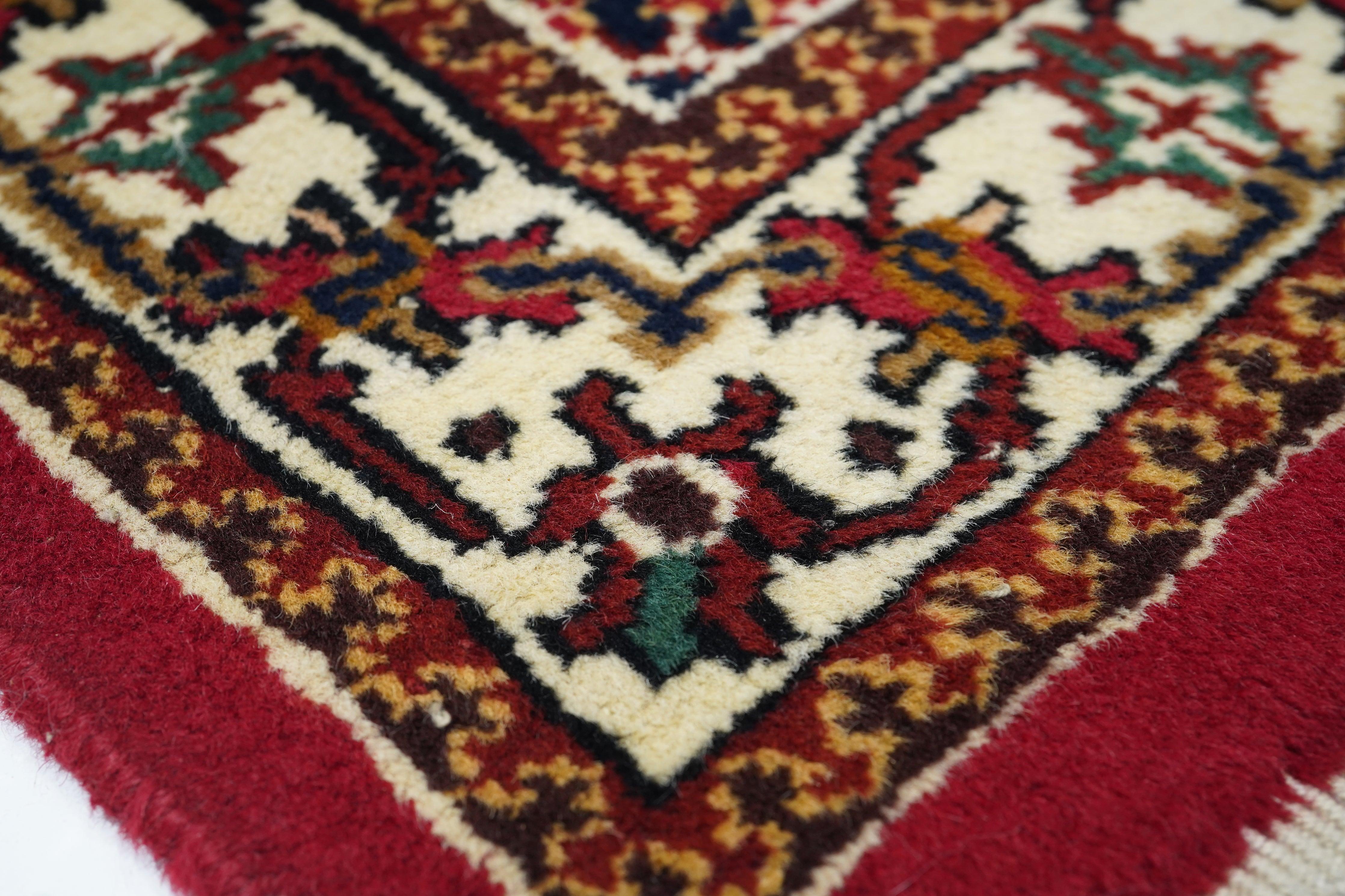 Indian Rug 2'11'' x 5'3'' For Sale 3