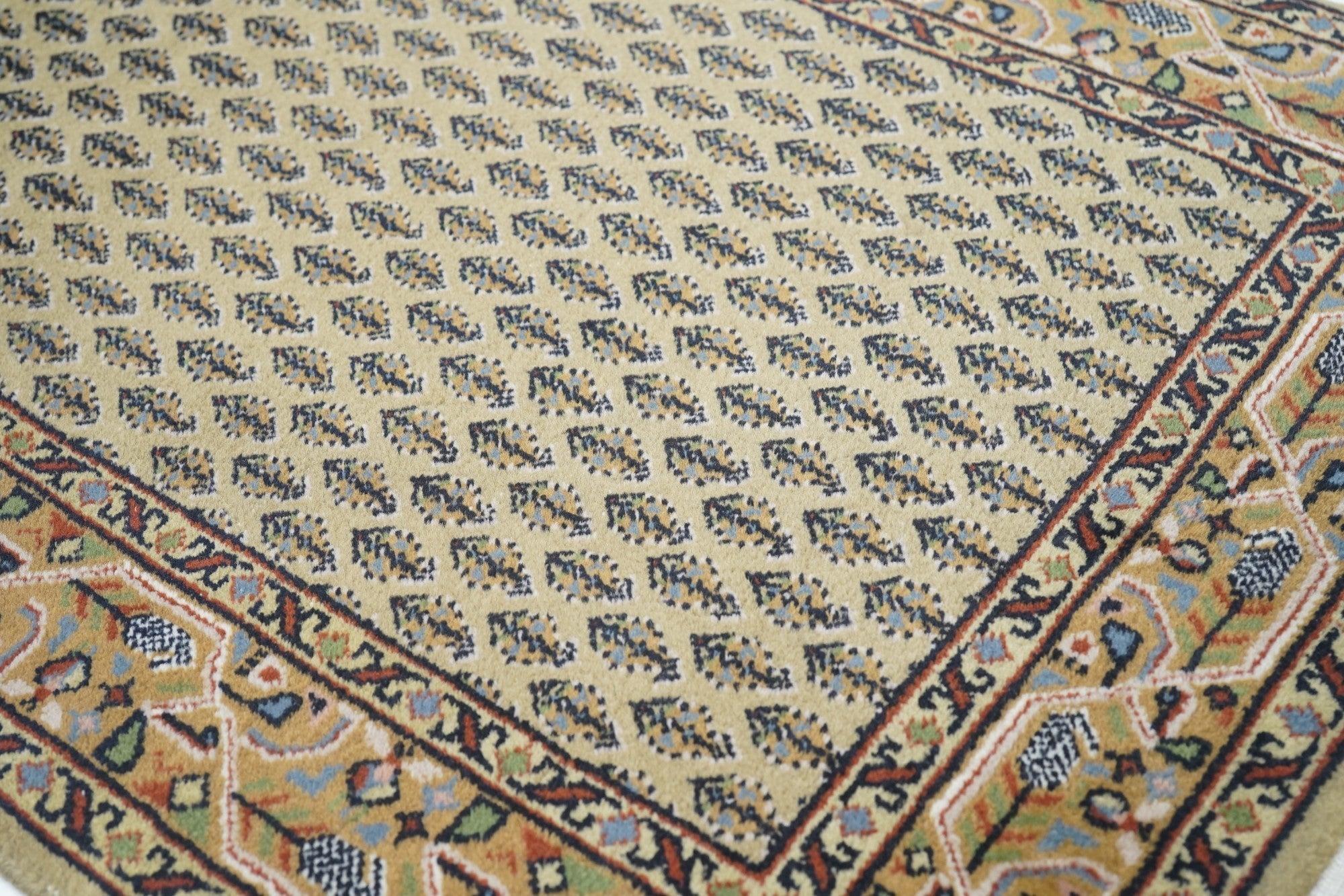 XXI secolo e contemporaneo Tappeto indiano 2'5'' x 4'8'' in vendita
