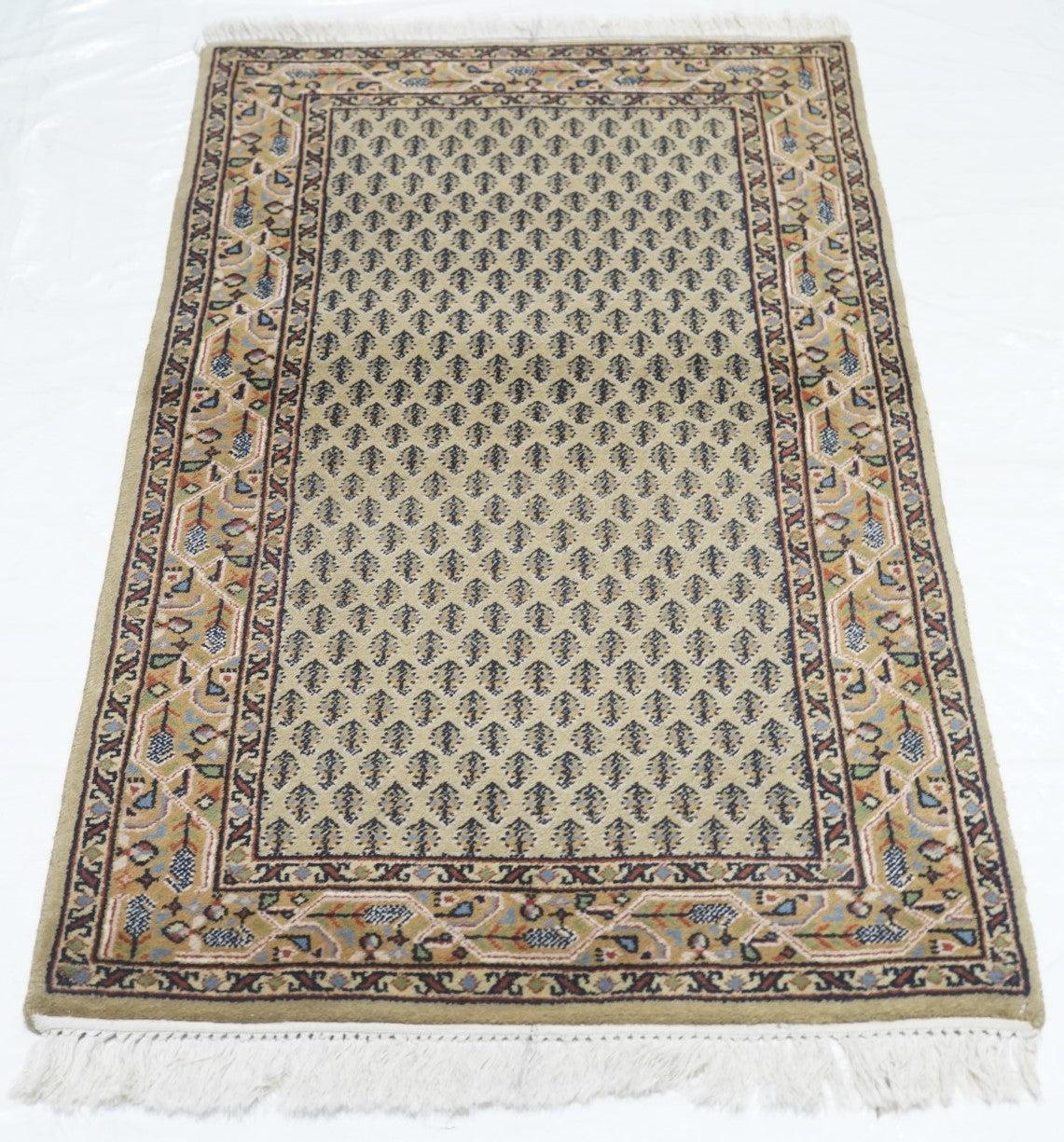 Tappeto indiano 2'5'' x 4'8'' in vendita 1