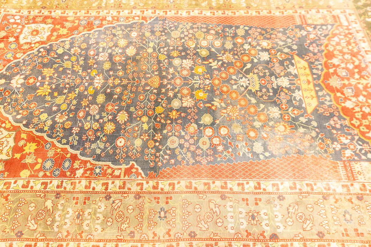 Hand-Knotted Indian Rug Pashmina Green Field For Sale