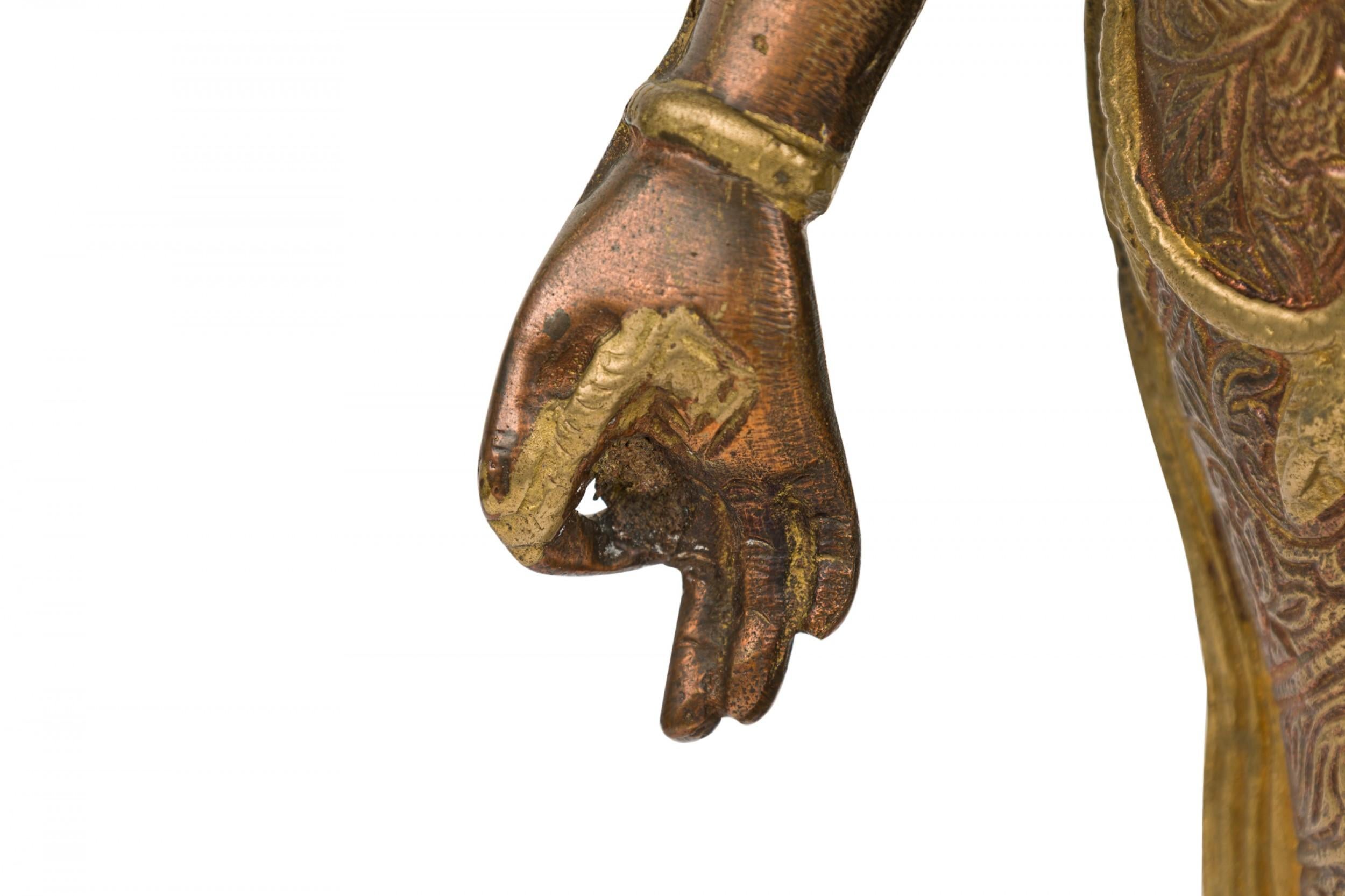 Bronze Statue de déesse hindoue de style indien en vente