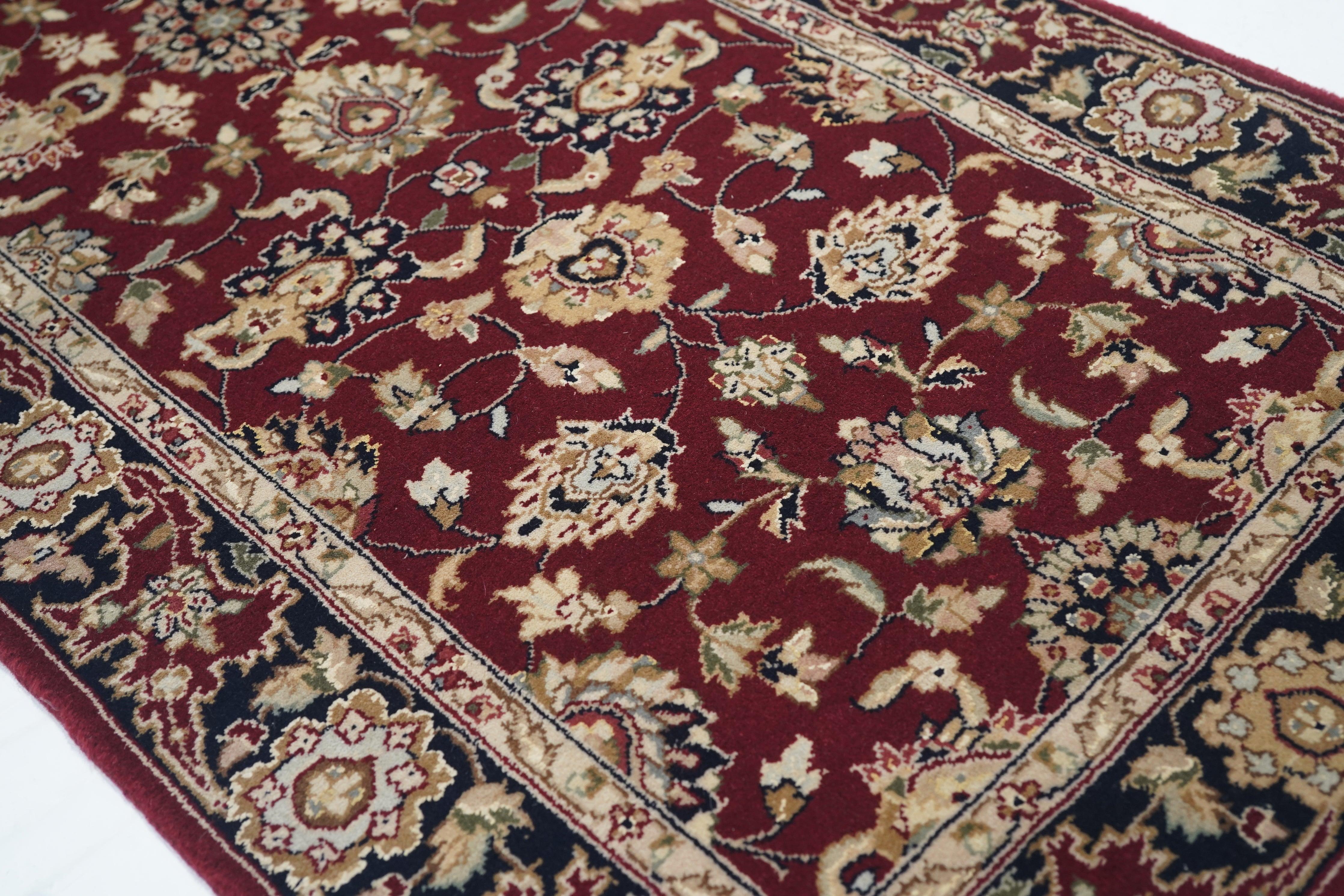 XXI secolo e contemporaneo Runner indiano Tabriz 2'3'' x 10'0'' in vendita