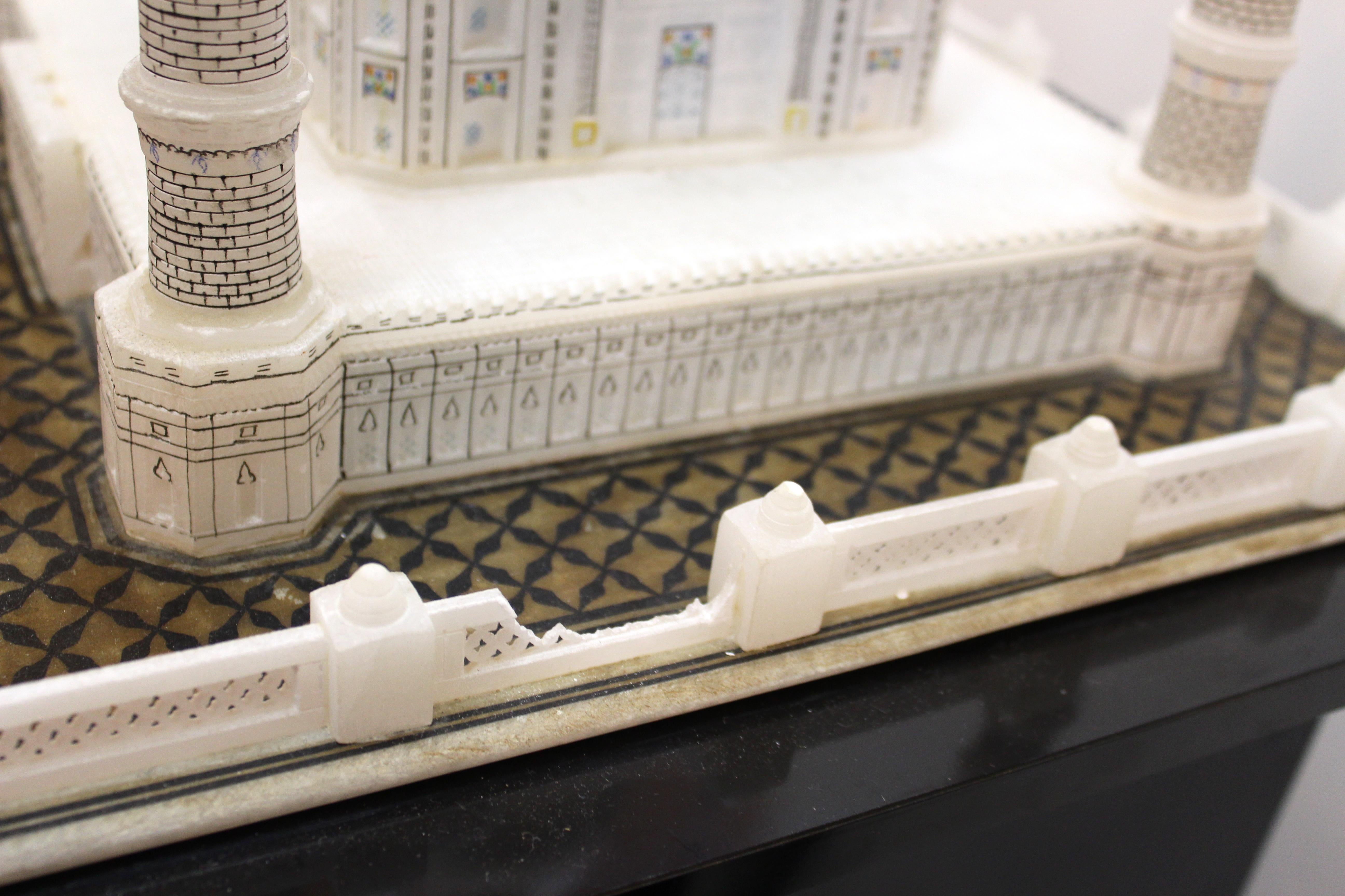Indian Taj Mahal Alabaster Hand-Carved Architectural Model 6