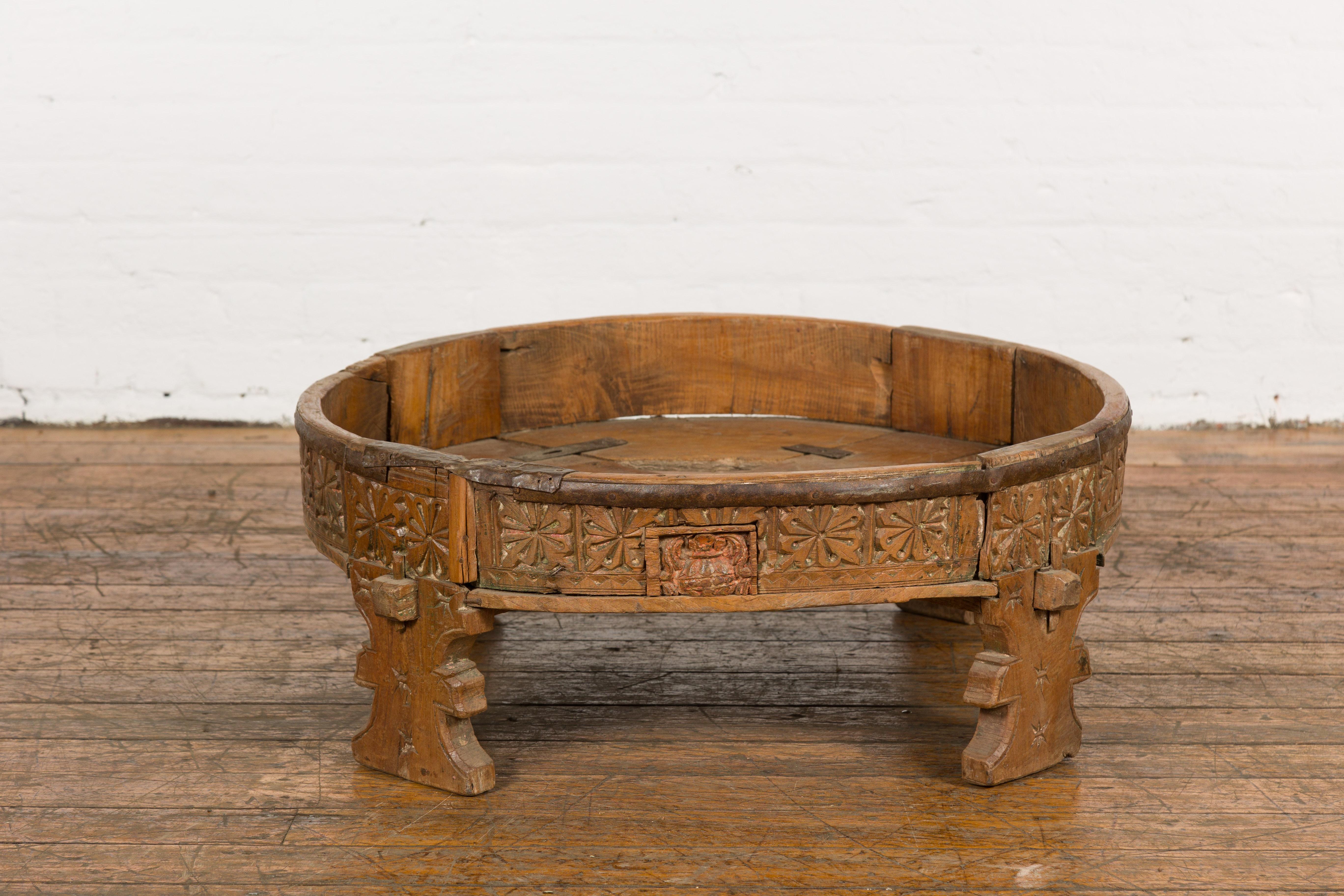 Indian Tribal 1920s Teak Chakki Grinding Table with Geometric Hand-Carved Motifs For Sale 8