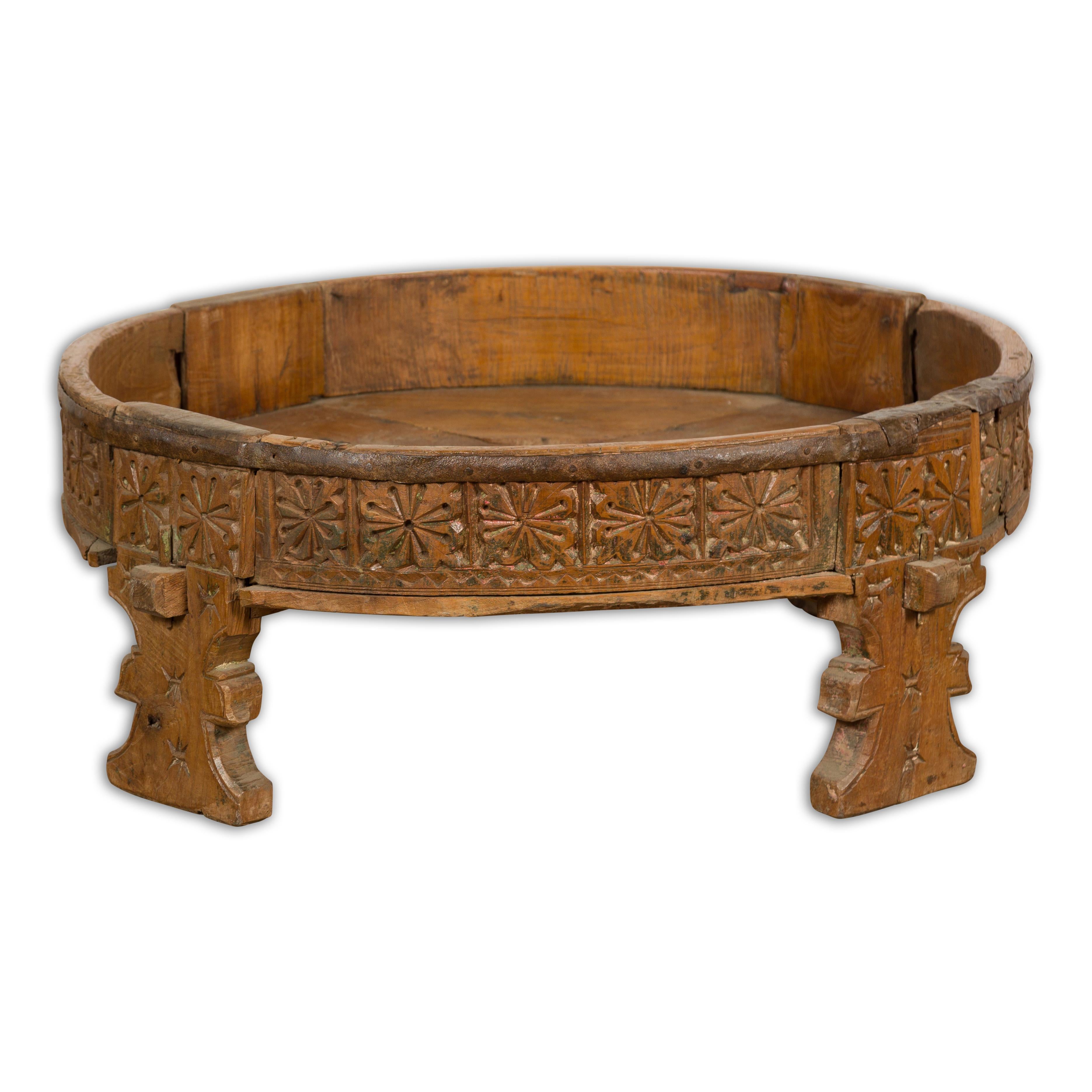 Indian Tribal 1920s Teak Chakki Grinding Table with Geometric Hand-Carved Motifs For Sale 11