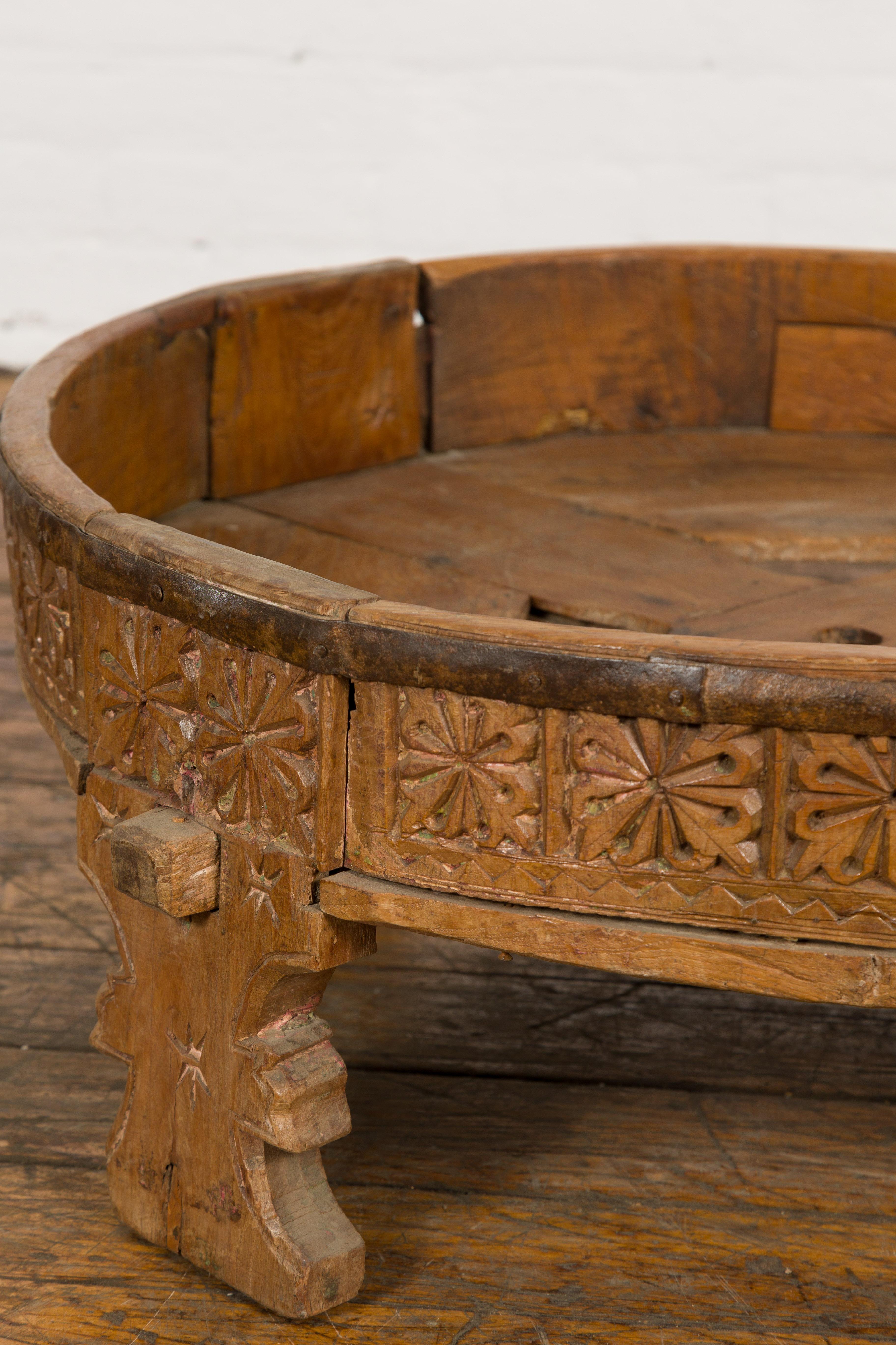 Indian Tribal 1920s Teak Chakki Grinding Table with Geometric Hand-Carved Motifs For Sale 2