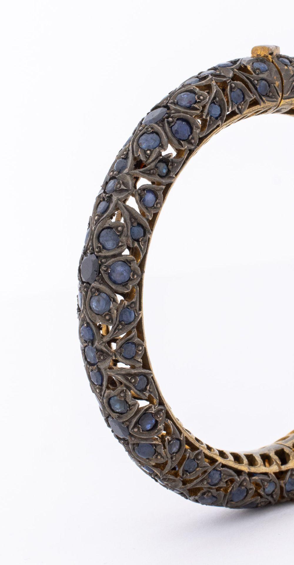 Bracciale a cerniera in argento con zaffiro in vermeil indiano in vendita 2