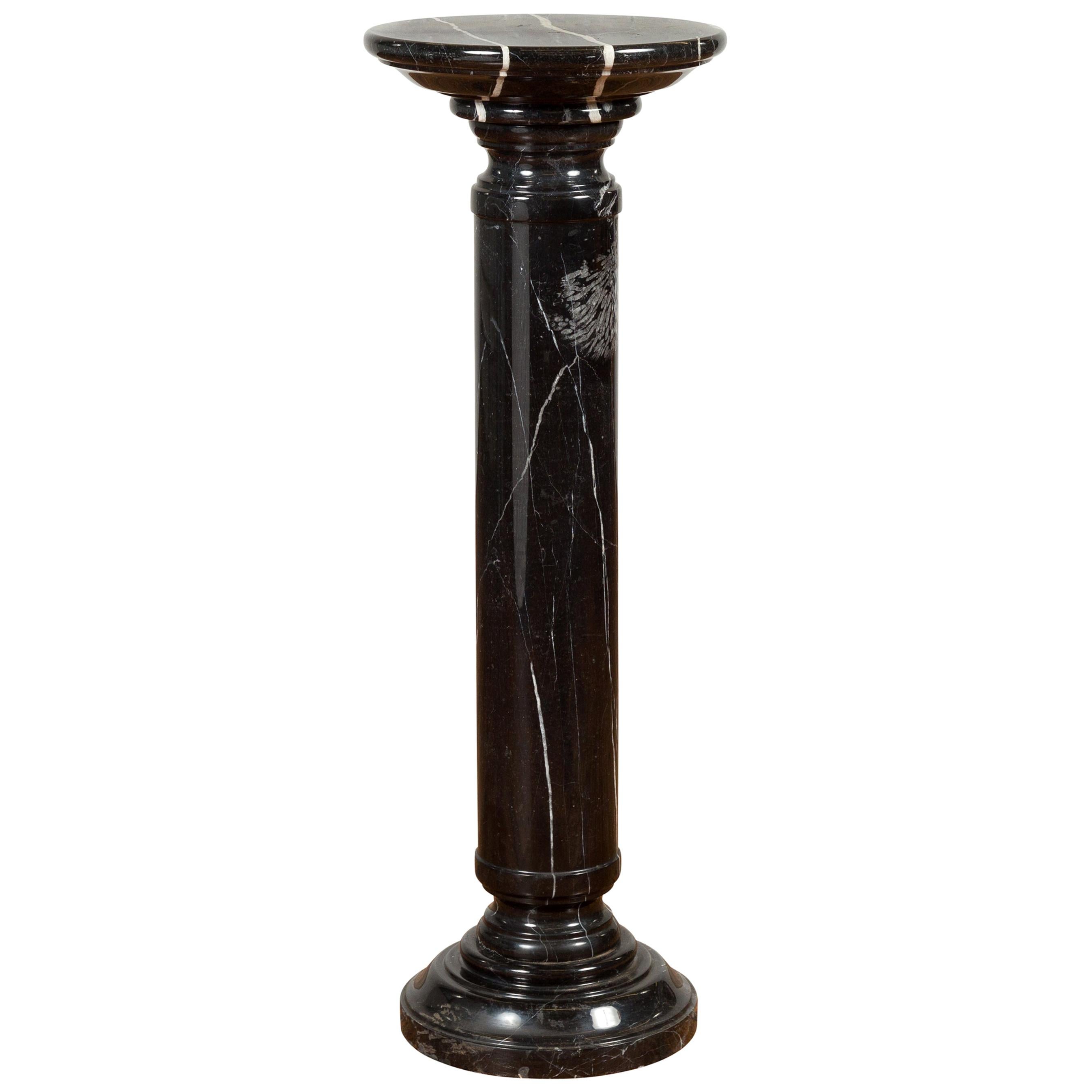Indian Vintage Black Carrara Marble Pedestal with Circular Top and Stripe Accent