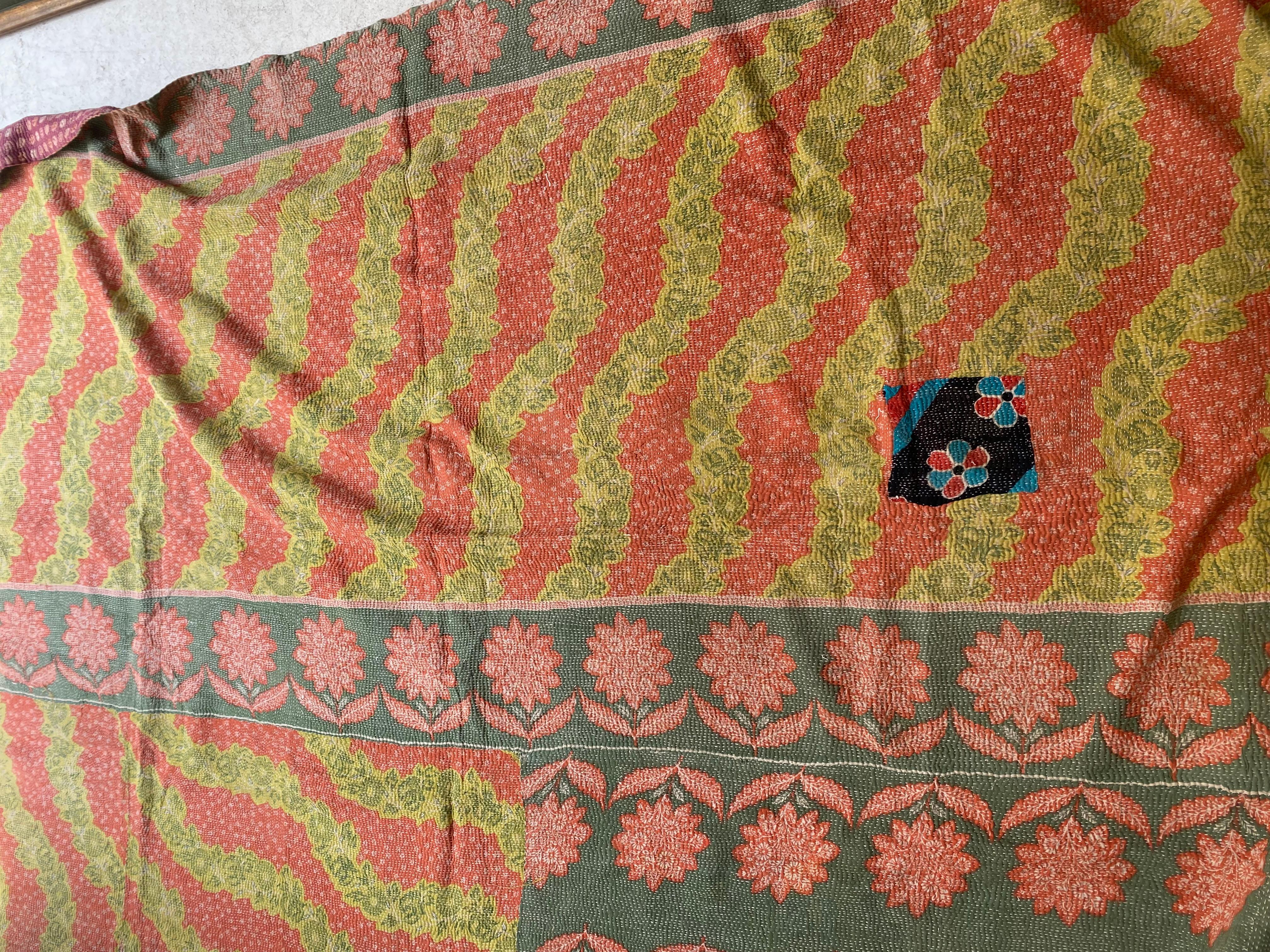 Hand-Woven Indian vintage kantha