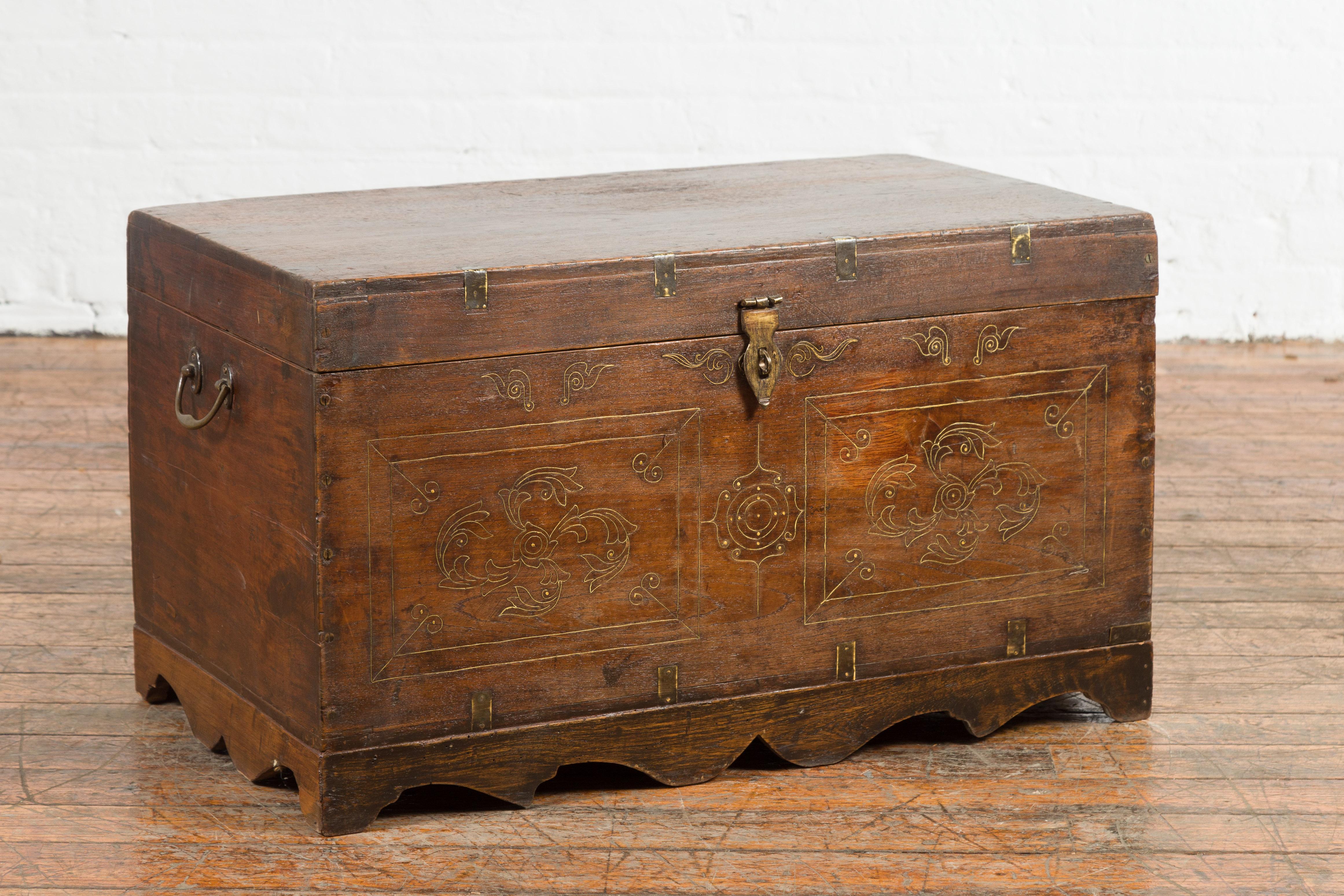 Indian Vintage Wedding Chest with Brass Foliage Décor and Multiple Compartments For Sale 11