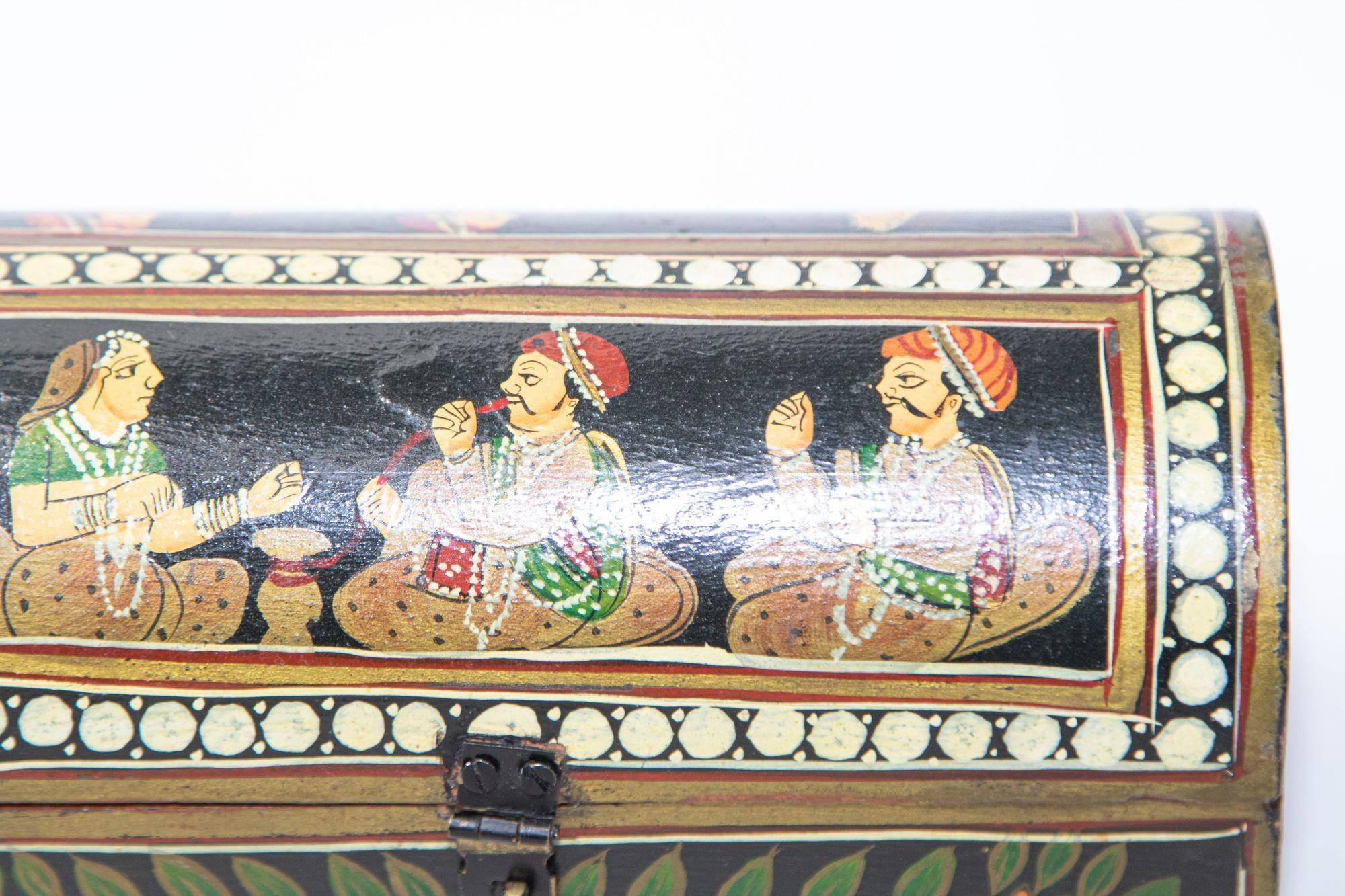 Indian Wood Pen Box with Hand Painted Figural Scenes In Good Condition For Sale In North Hollywood, CA