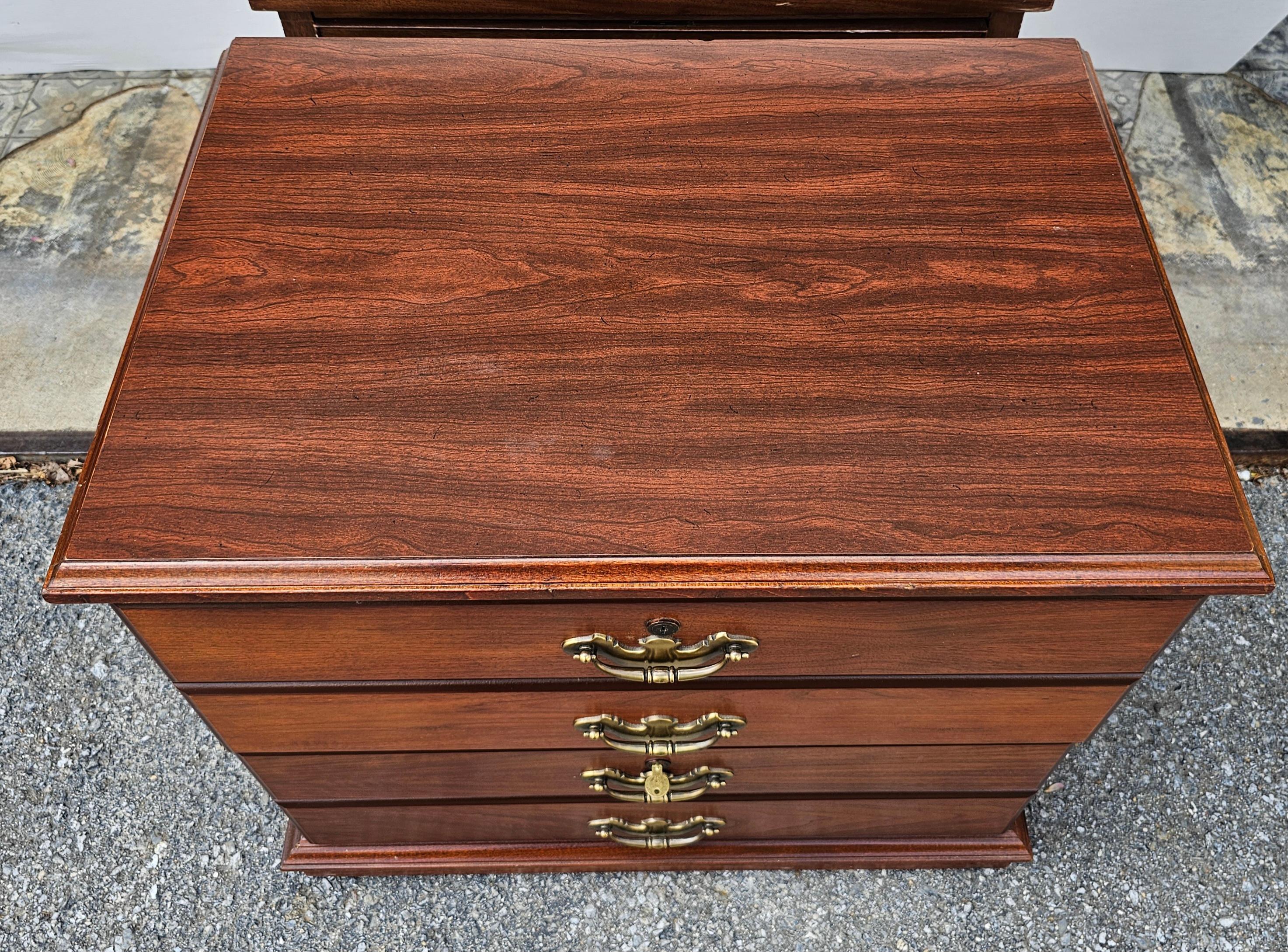 Indiana Furniture Chippendale Style Two-Drawer Lateral Filing Cabinet with Lock In Good Condition For Sale In Germantown, MD