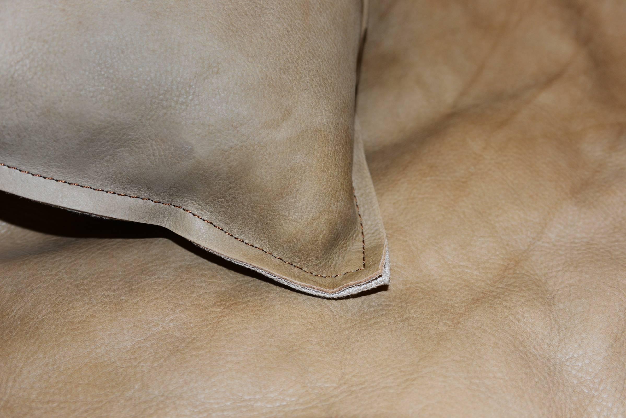 French Indiana Sofa High Quality Genuine Leather and Linen For Sale