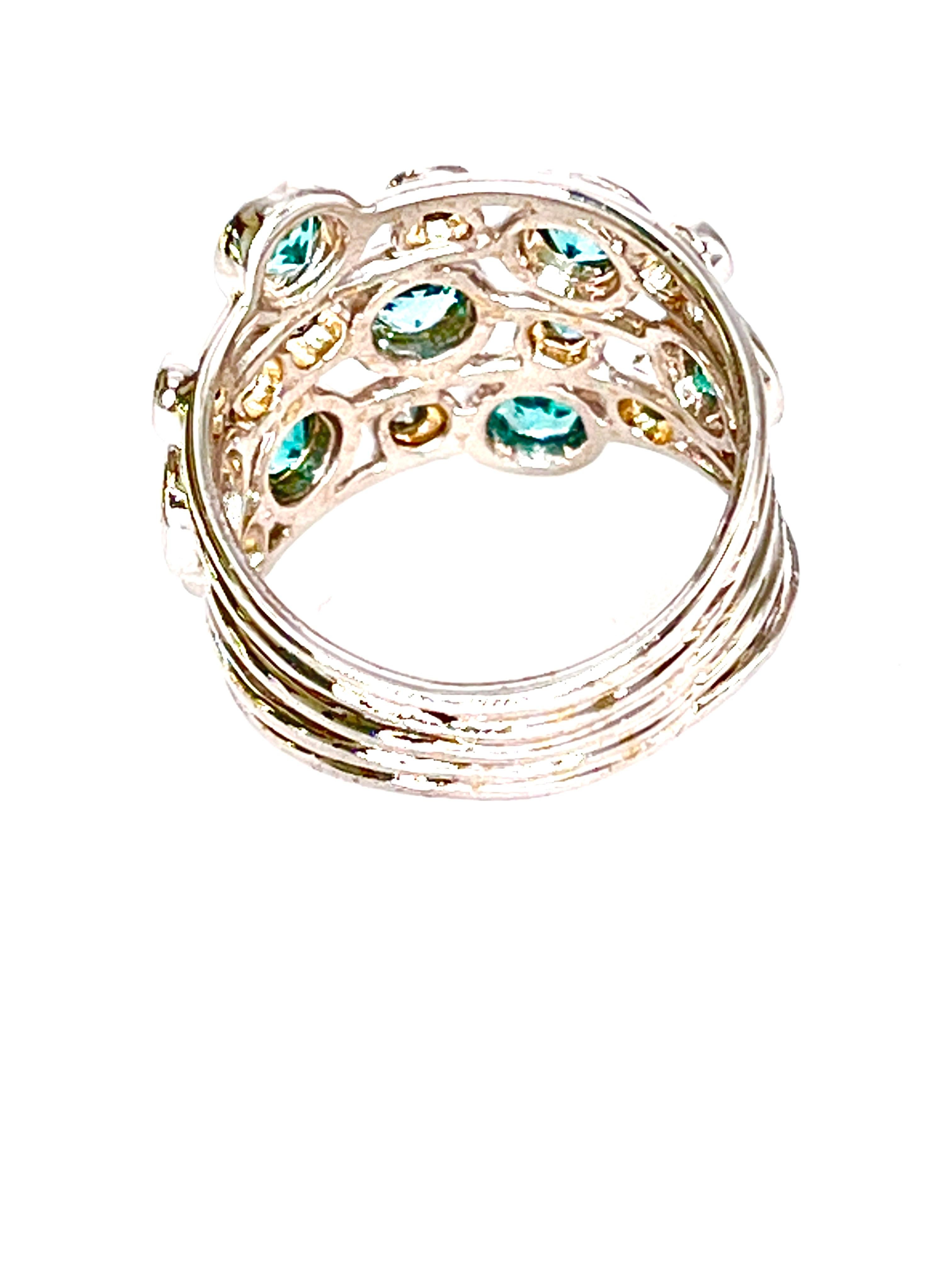 Cocktail-Ring aus Weißgold mitcolit und Alexandrit (Rundschliff) im Angebot