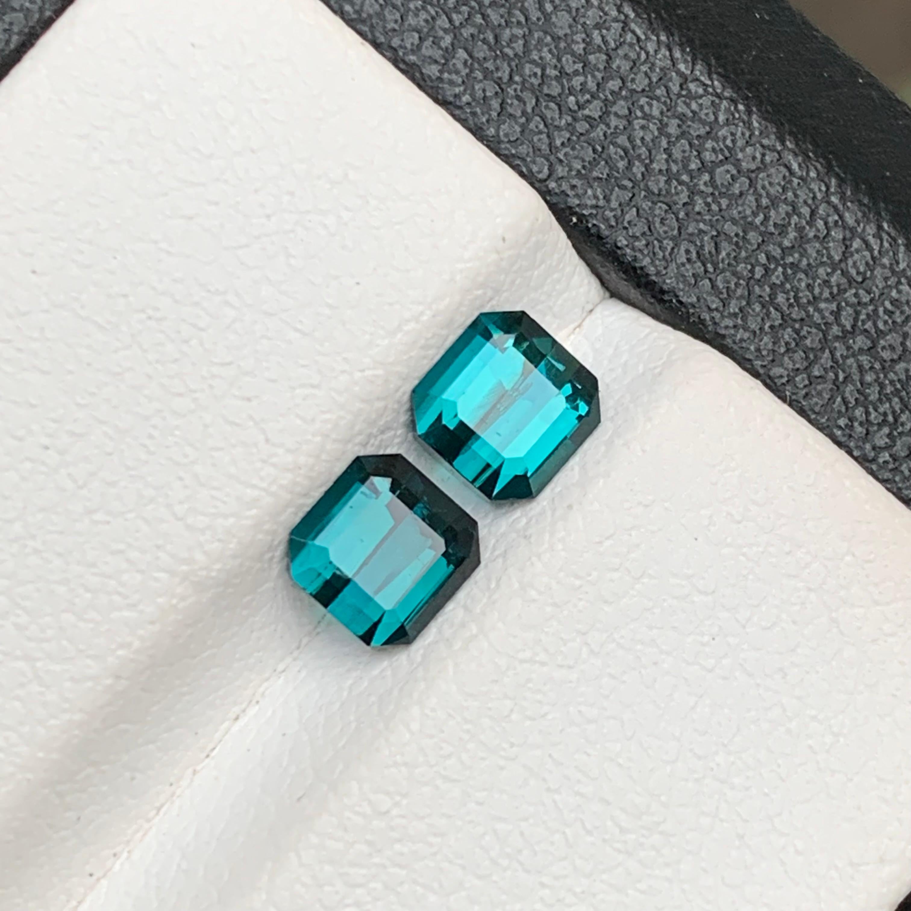 Indicolite Blue Natural Tourmaline Loose Gemstone for Earrings in Emerald Cut from Afghanistan !!!

💎 TYPE DE PIERRE PRÉCIEUSE : Tourmaline
⚖️ POIDS : 1,45 carats
🪚 SHAPE & CUT : Taille émeraude
📏 TAILLE (MM) : 
0,70 Ct (4,99 x 4,92 x 3,38)
0,75