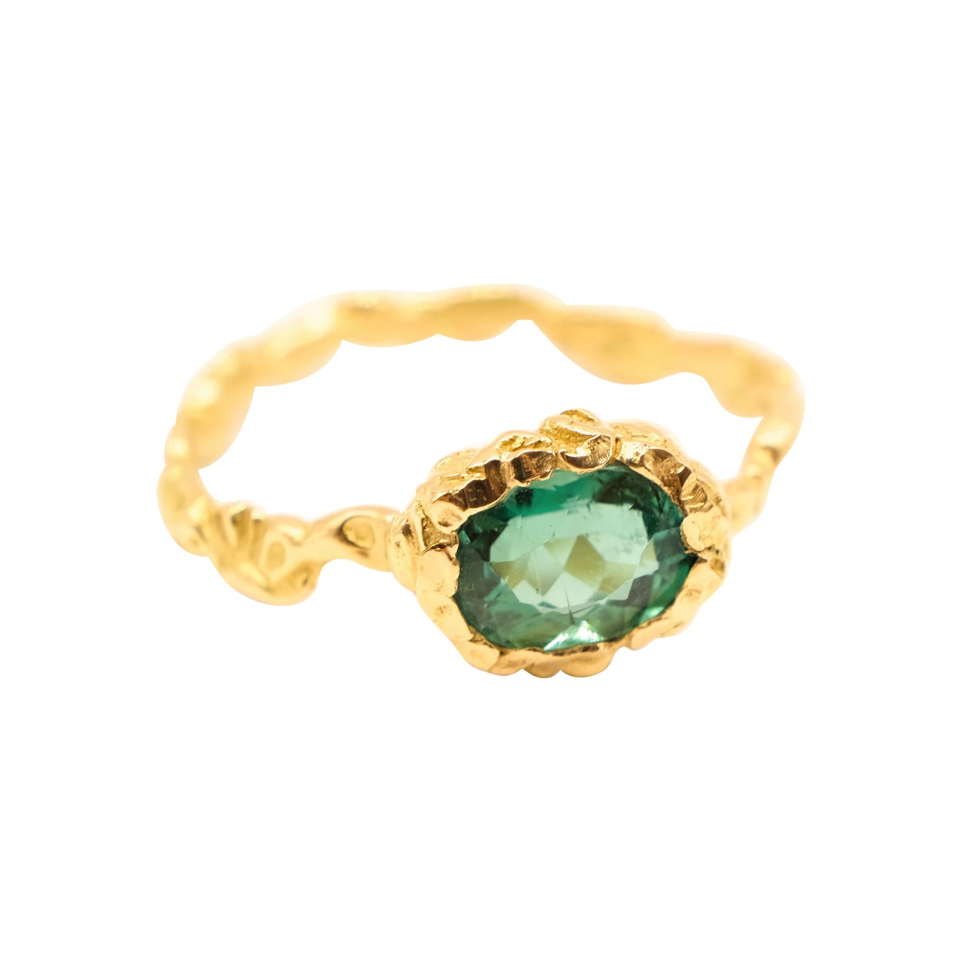 18 Karat Yellow Gold Oval Indicolite Tourmaline Textured Band Ring For Sale