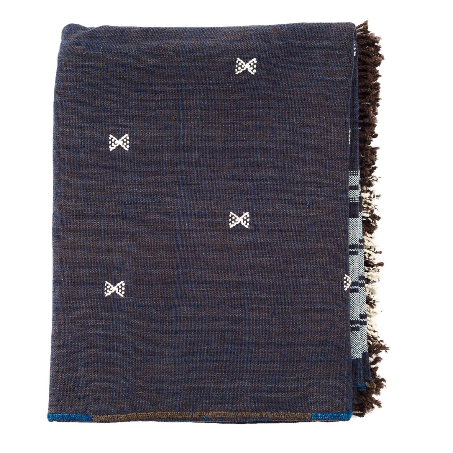 Contemporary Indie Throw In Indigo , Minimal Geometric Motifs Hand-woven In Organic Cotton For Sale
