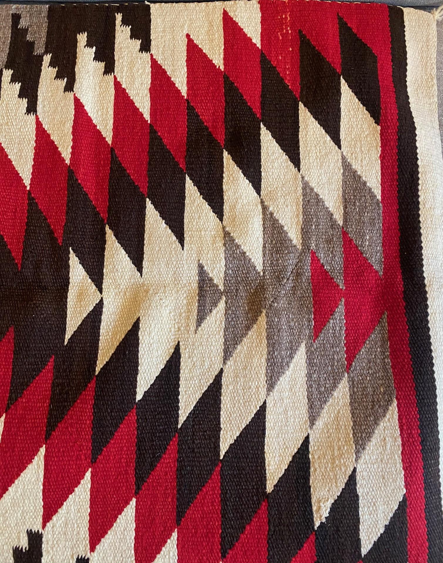 Wool Indigenous Native American Indian Navajo Handwoven X-Pattern Rug Blanket For Sale